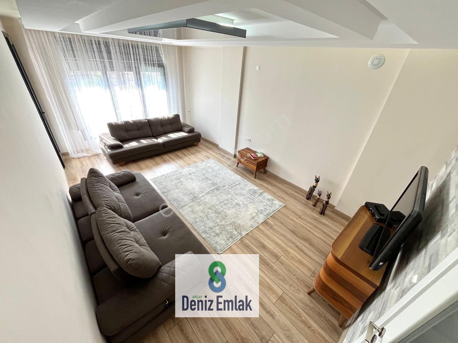 Denizden Akçayda Ön Cephe Geniş Arakat Ebeveynli Satılık 2+1 Daire. - Görsel 8