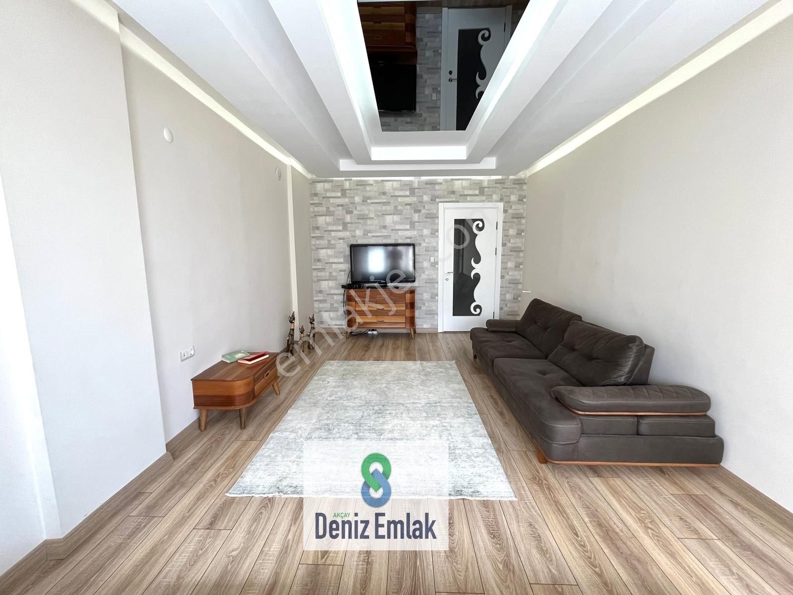 Denizden Akçayda Ön Cephe Geniş Arakat Ebeveynli Satılık 2+1 Daire. - Görsel 14