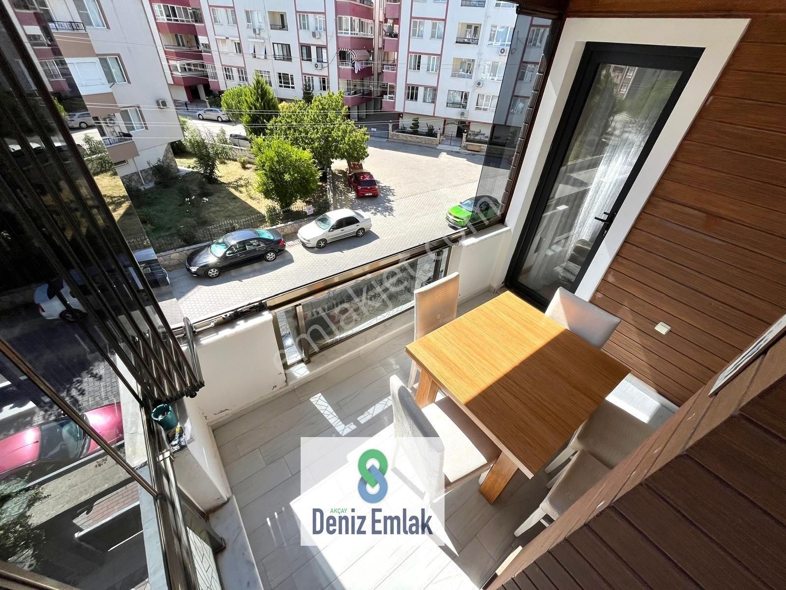 Denizden Akçayda Ön Cephe Geniş Arakat Ebeveynli Satılık 2+1 Daire. - Görsel 23