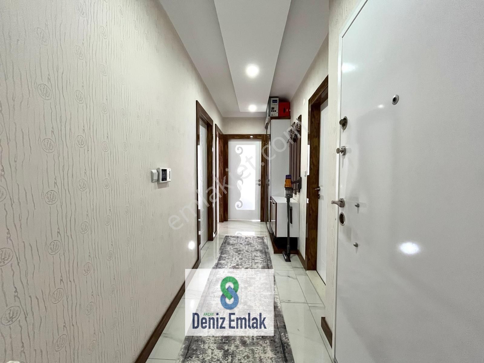 Denizden Akçayda Ön Cephe Geniş Arakat Ebeveynli Satılık 2+1 Daire. - Görsel 21