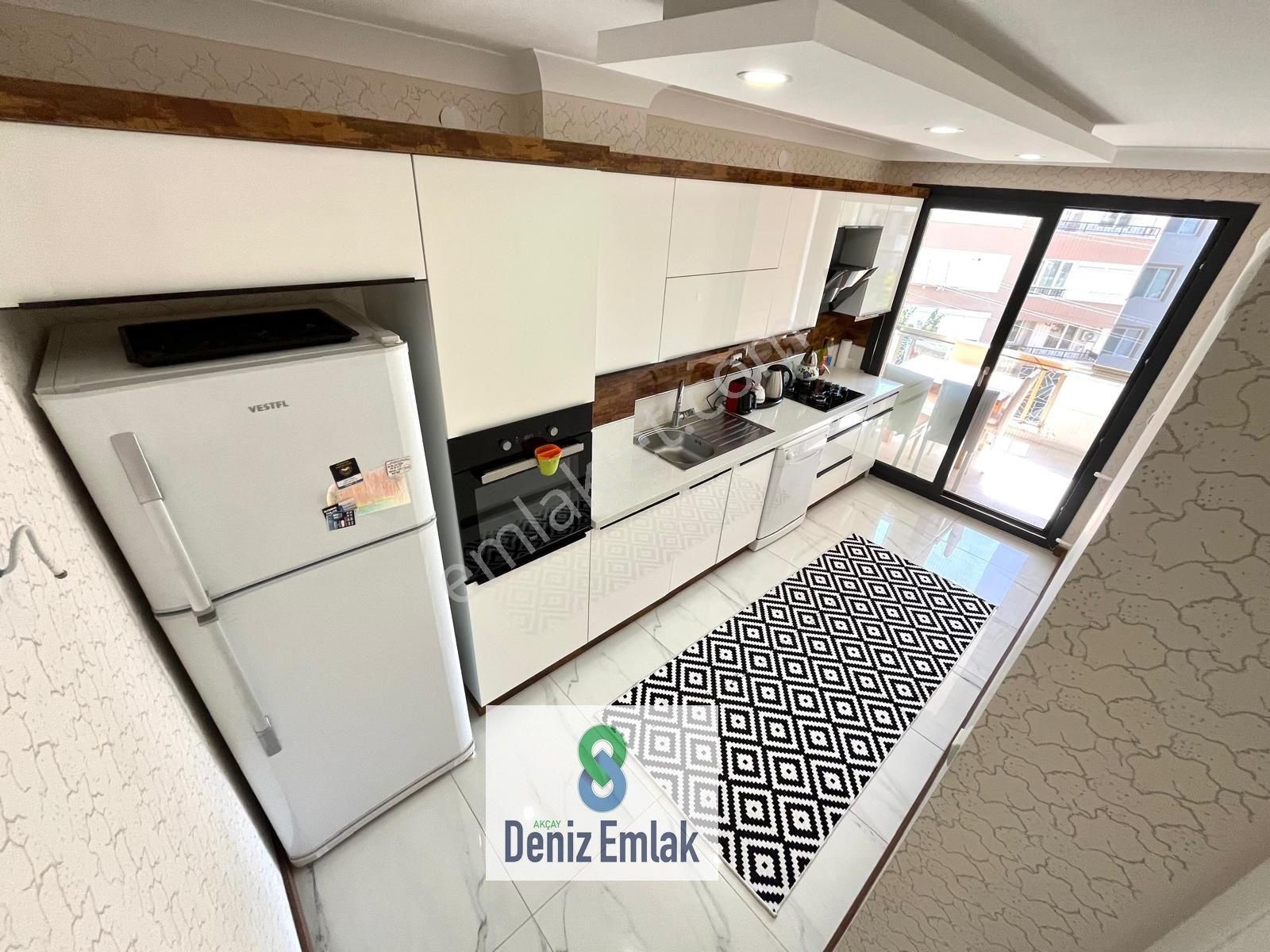 Denizden Akçayda Ön Cephe Geniş Arakat Ebeveynli Satılık 2+1 Daire. - Görsel 13
