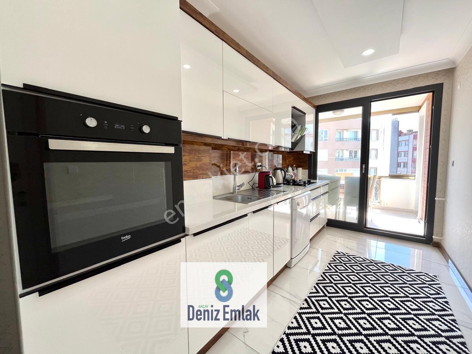 Denizden Akçayda Ön Cephe Geniş Arakat Ebeveynli Satılık 2+1 Daire. - Görsel 26