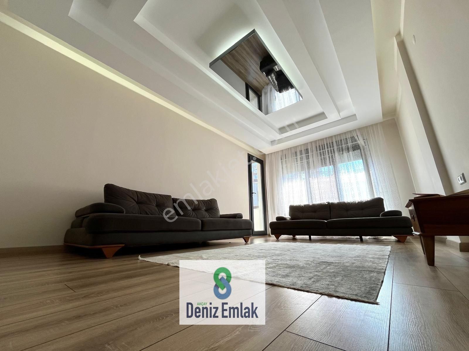 Denizden Akçayda Ön Cephe Geniş Arakat Ebeveynli Satılık 2+1 Daire. - Görsel 2