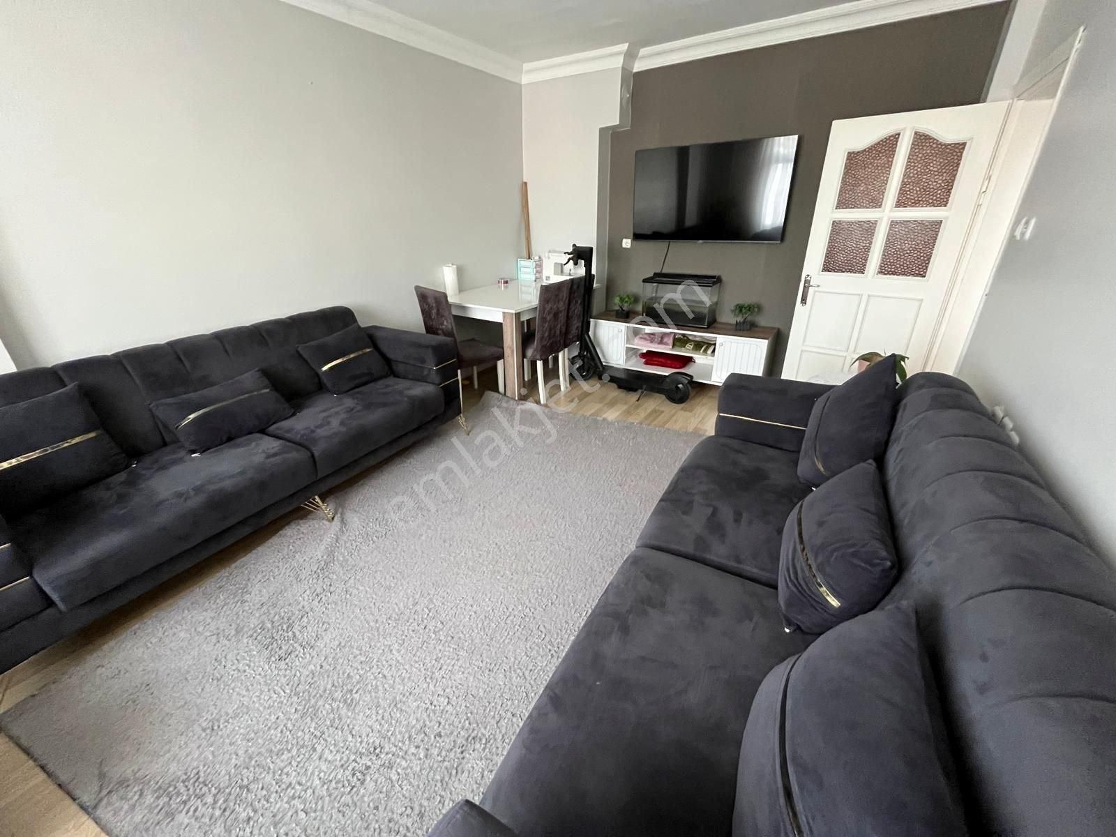 Grv Emlak'tan Zübeyde Hanım Mah. Satılık 4. Kat 90 M2 2+1 Daire - Görsel 2