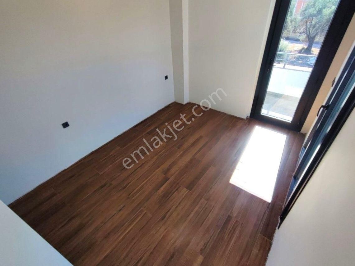 Aygül Farkıyla Edremit Zeytinli'de Ultra Lüks Özel Bir Yaşamın Kapılarını Aralayan Satılık 5+1 Villa - Görsel 30