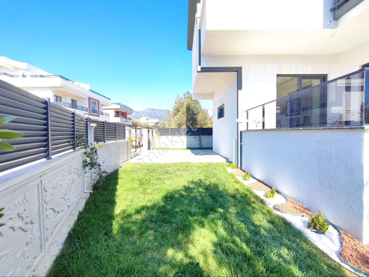 Aygül Farkıyla Edremit Zeytinli'de Ultra Lüks Özel Bir Yaşamın Kapılarını Aralayan Satılık 5+1 Villa - Görsel 34