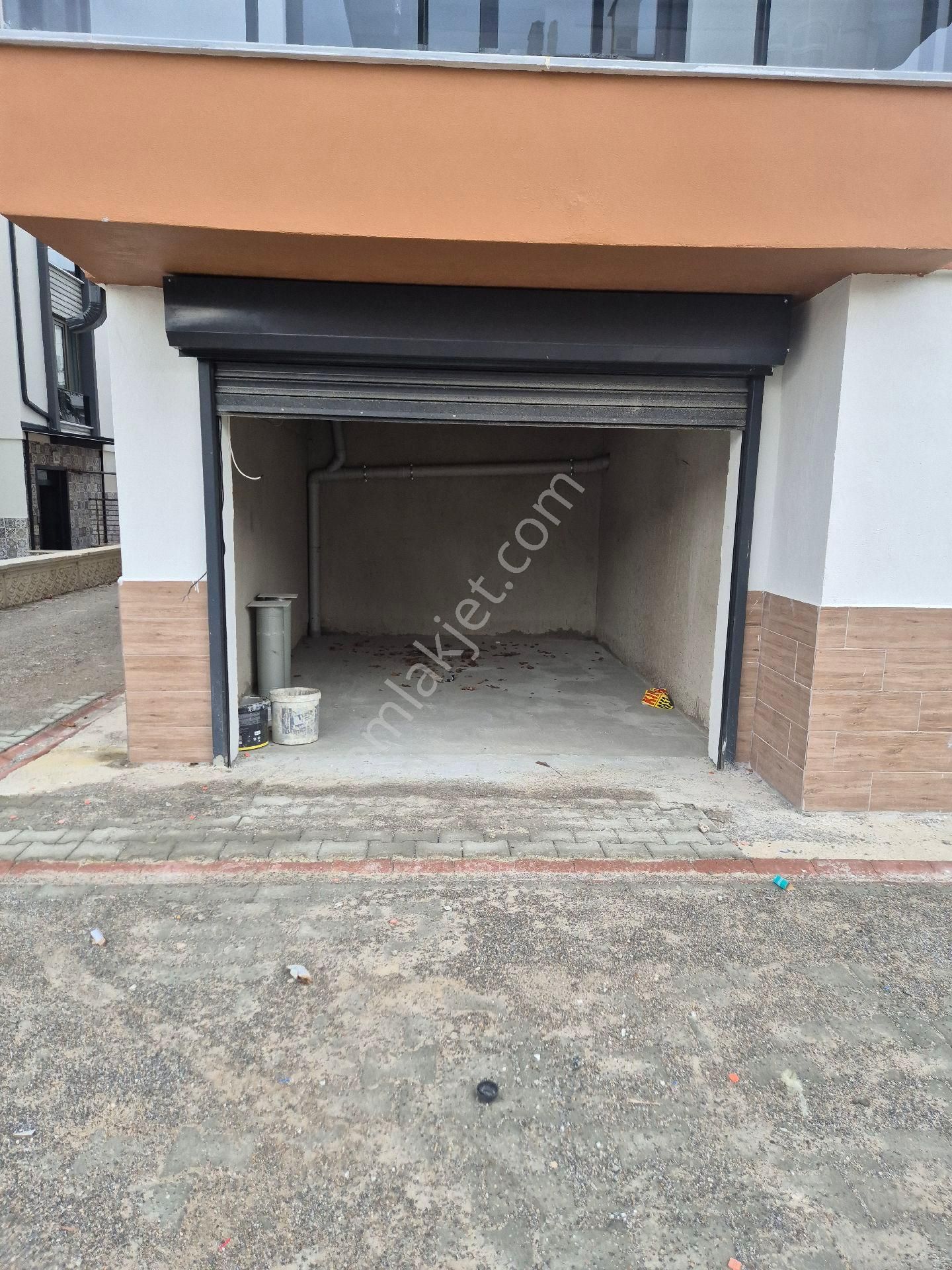 Altunbay Gayrimenkul Ve Yönetim Temizlik Firmasın'dan Satılık 1+1 Garajlı Daire - Görsel 23