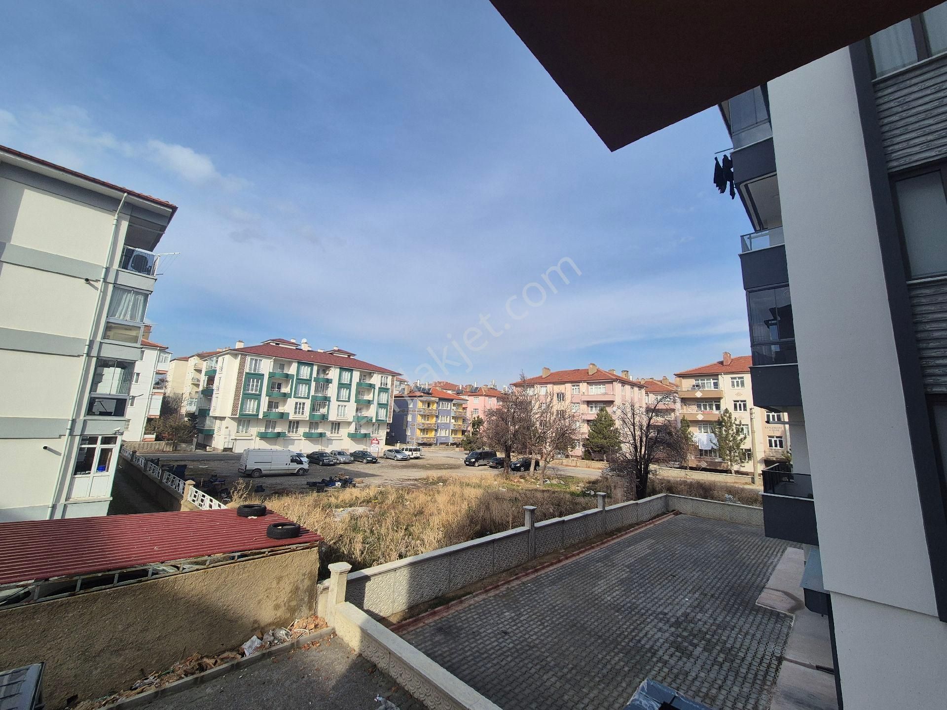 Altunbay Gayrimenkul Ve Yönetim Temizlik Firmasın'dan Satılık 1+1 Garajlı Daire - Görsel 7