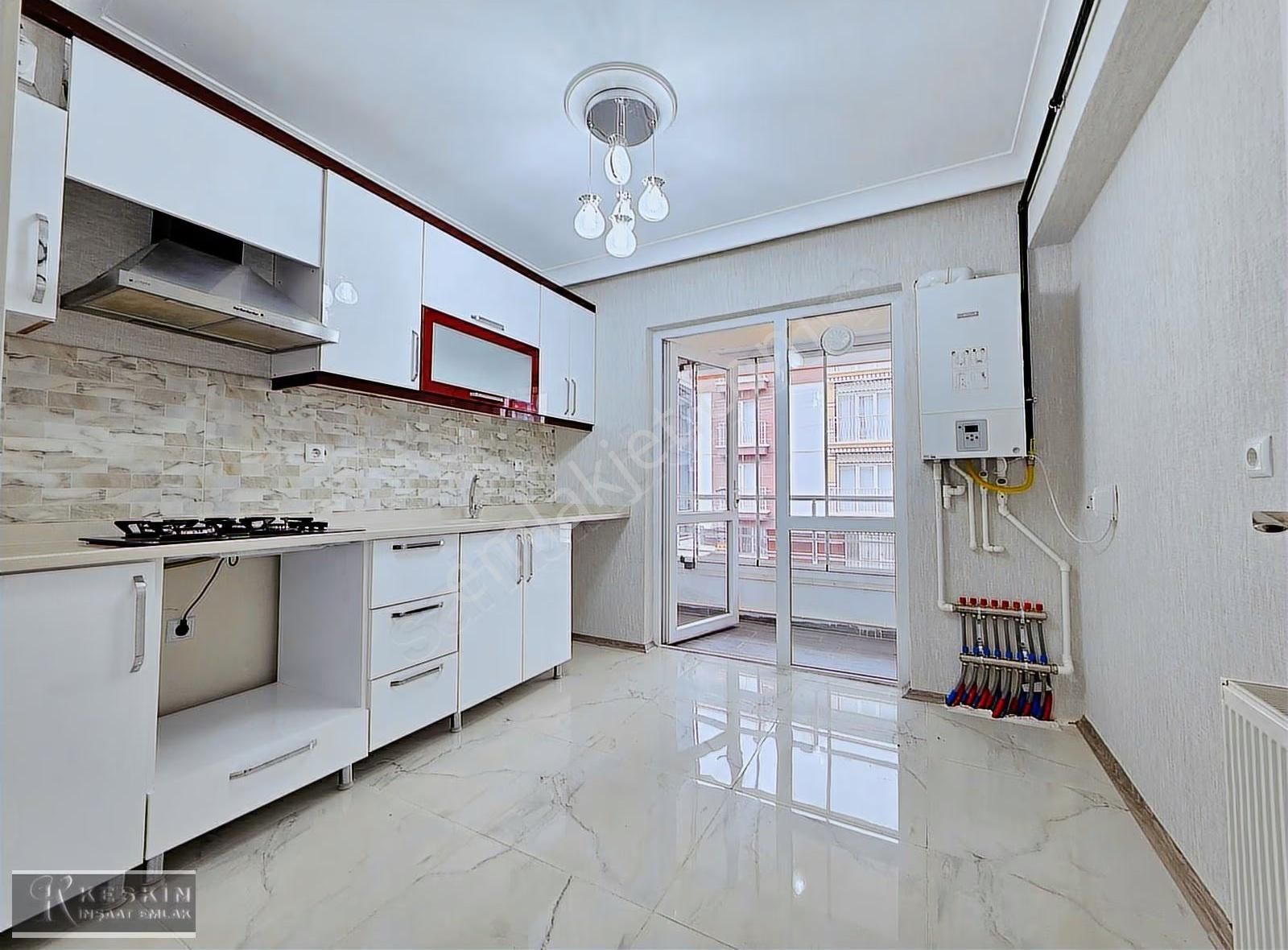 Keçiören Karakaya Mah 1.kat 3+1 Full Yapılı Asansörlü Çift Banyo - Görsel 17