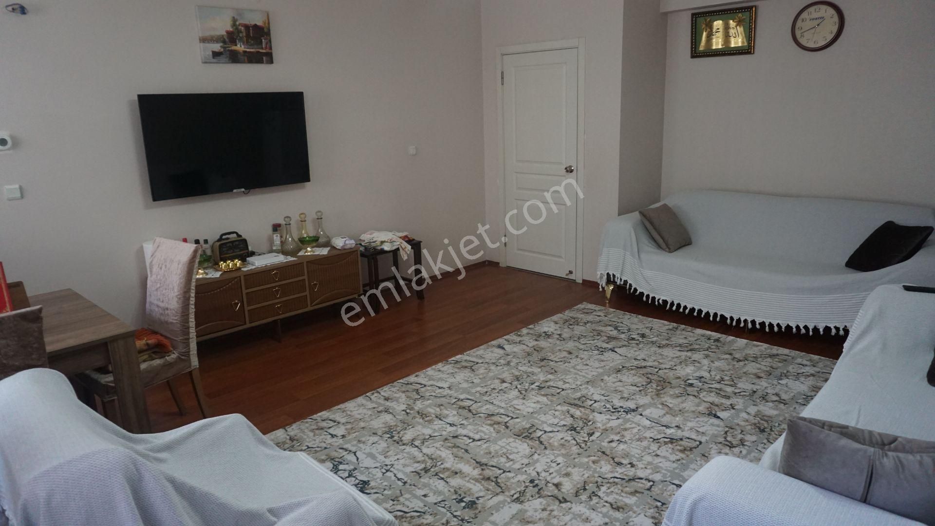 Küçükçiğlide Satılık3+1 Ebeveyn Banyolu+doğalgazlı Çiğliserkan - Görsel 9