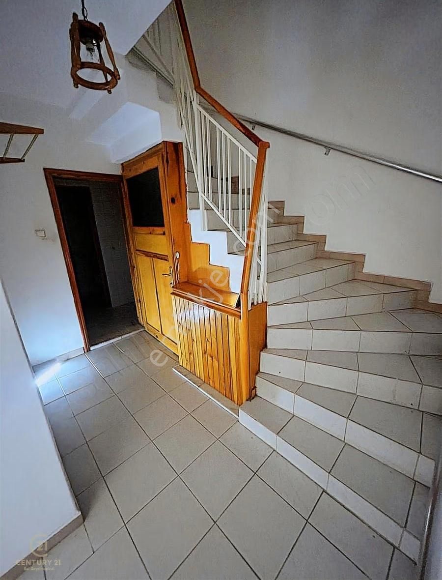 C21 Bal'dan Bahçelievler'de Eşyalı Müstakil 5+1 Kiralık Tripleks - Görsel 11
