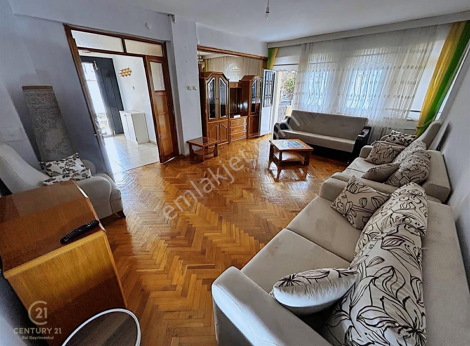 C21 Bal'dan Bahçelievler'de Eşyalı Müstakil 5+1 Kiralık Tripleks - Görsel 6