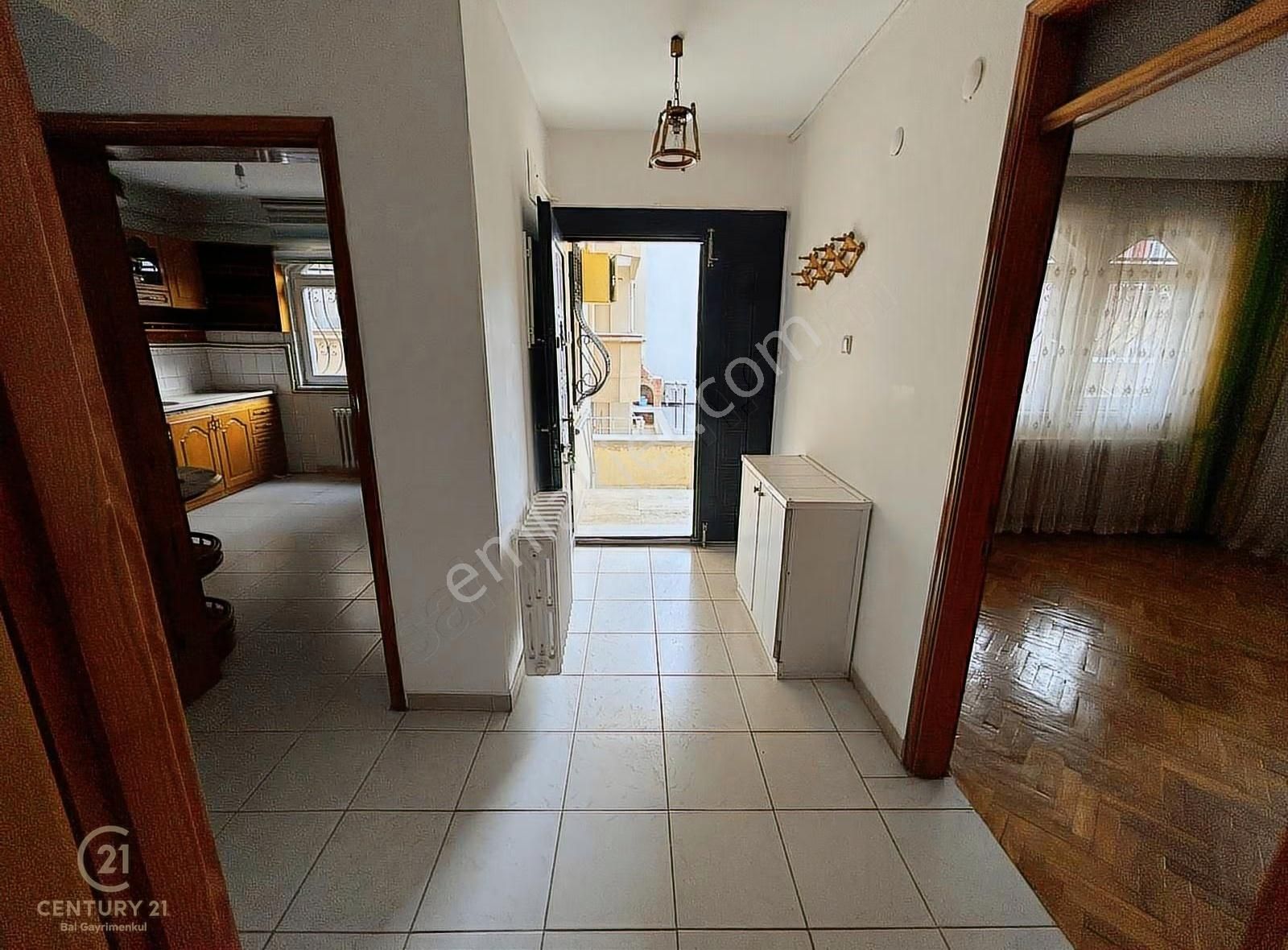 C21 Bal'dan Bahçelievler'de Eşyalı Müstakil 5+1 Kiralık Tripleks - Görsel 27