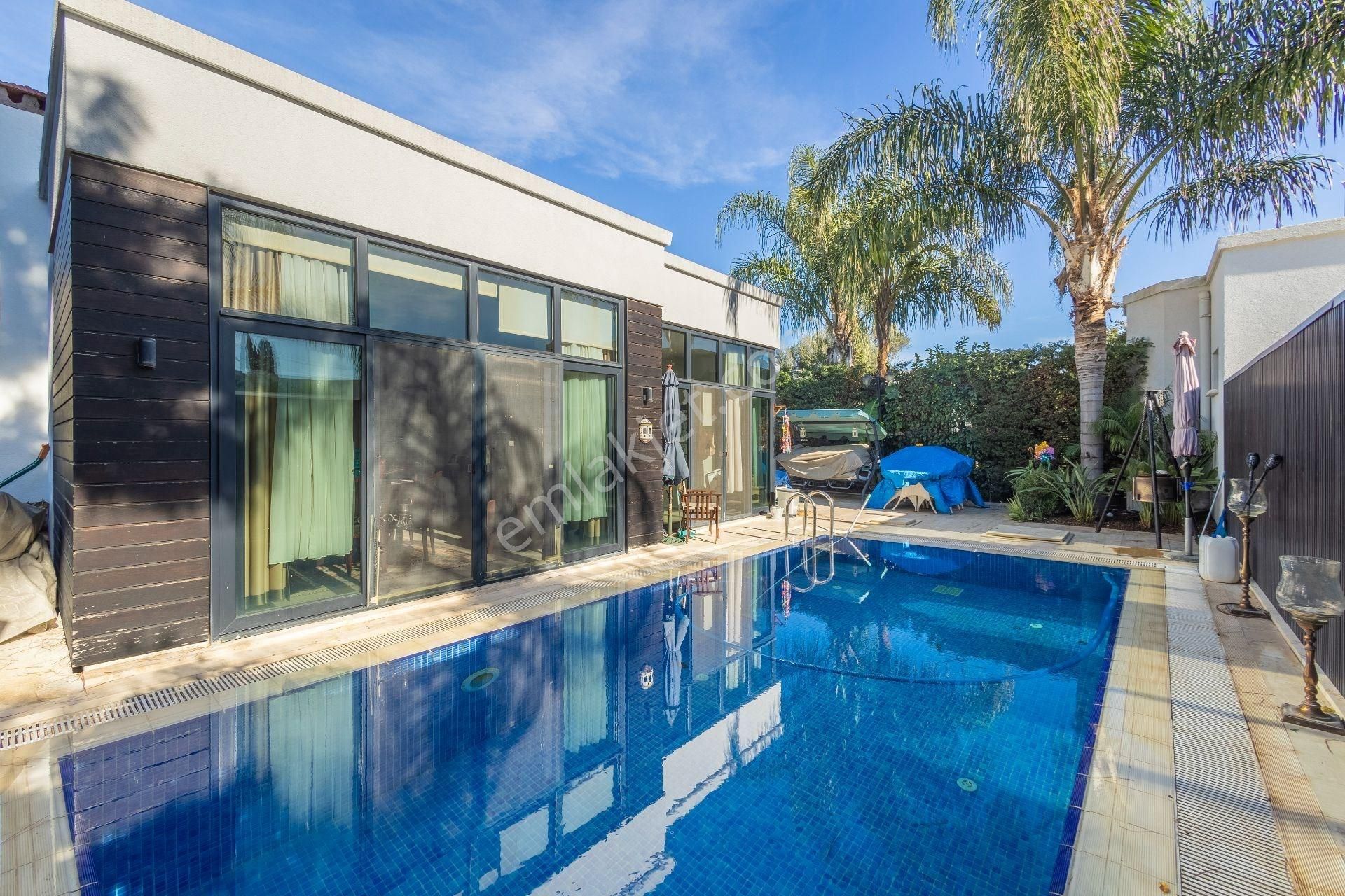 Ortakent Yahşi'de Eşsiz Konumda Müstakil,havuzlu Tek Katlı Villa - Görsel 4