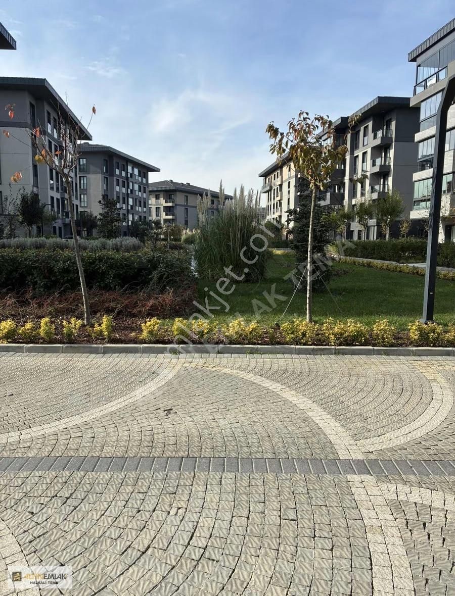 Tema İstanbul 2 De 3+1 200m2 B Bloklarda Şerefiyeli Bahçe Katı - Görsel 2