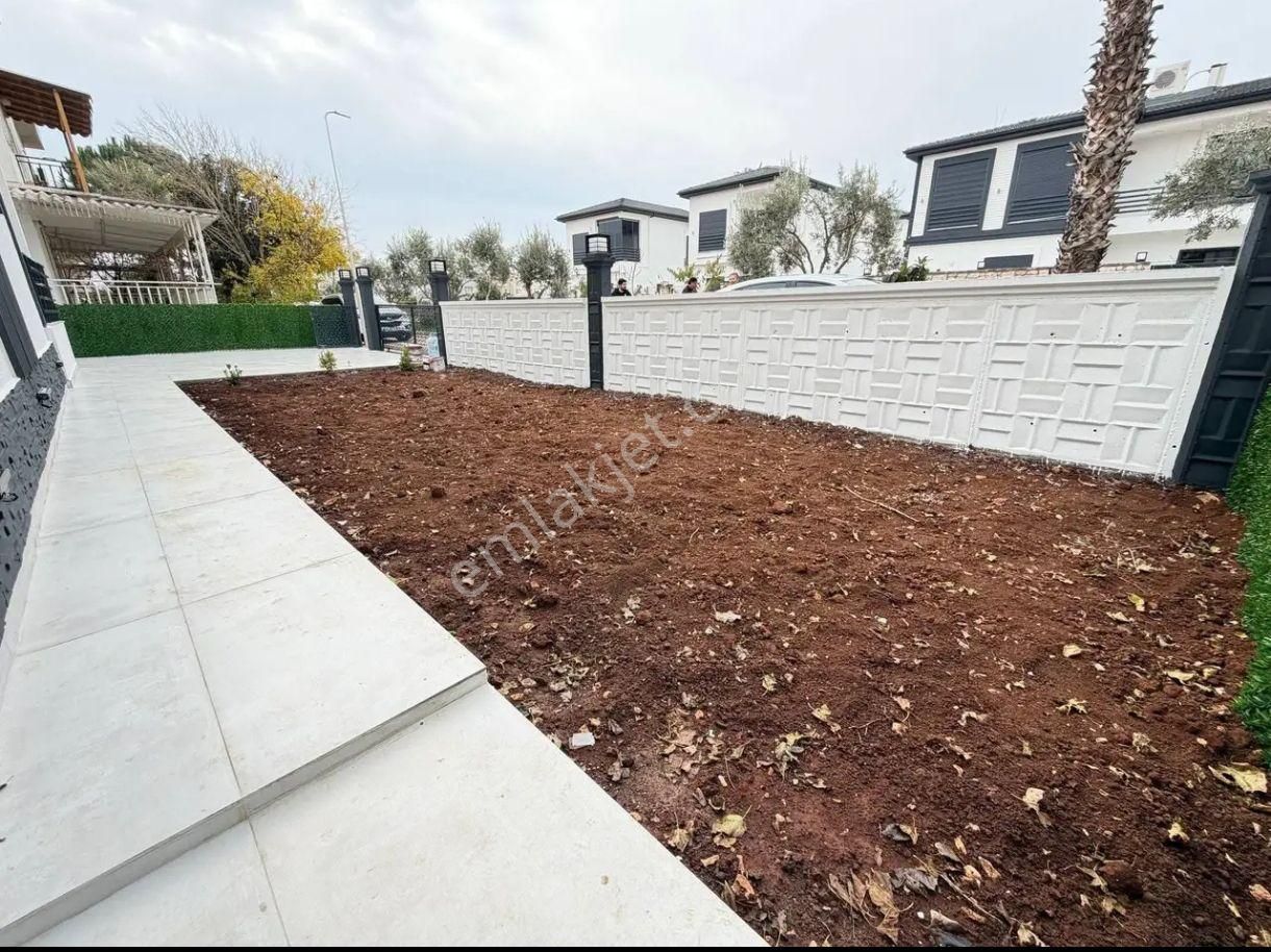 Didim Altınkum Plajina Yürüyüş Mesafesinde Satılık 4+1 Villa - Görsel 5