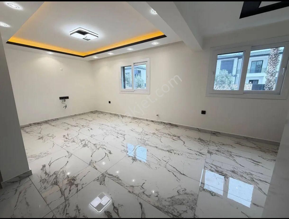 Didim Altınkum Plajina Yürüyüş Mesafesinde Satılık 4+1 Villa - Görsel 11