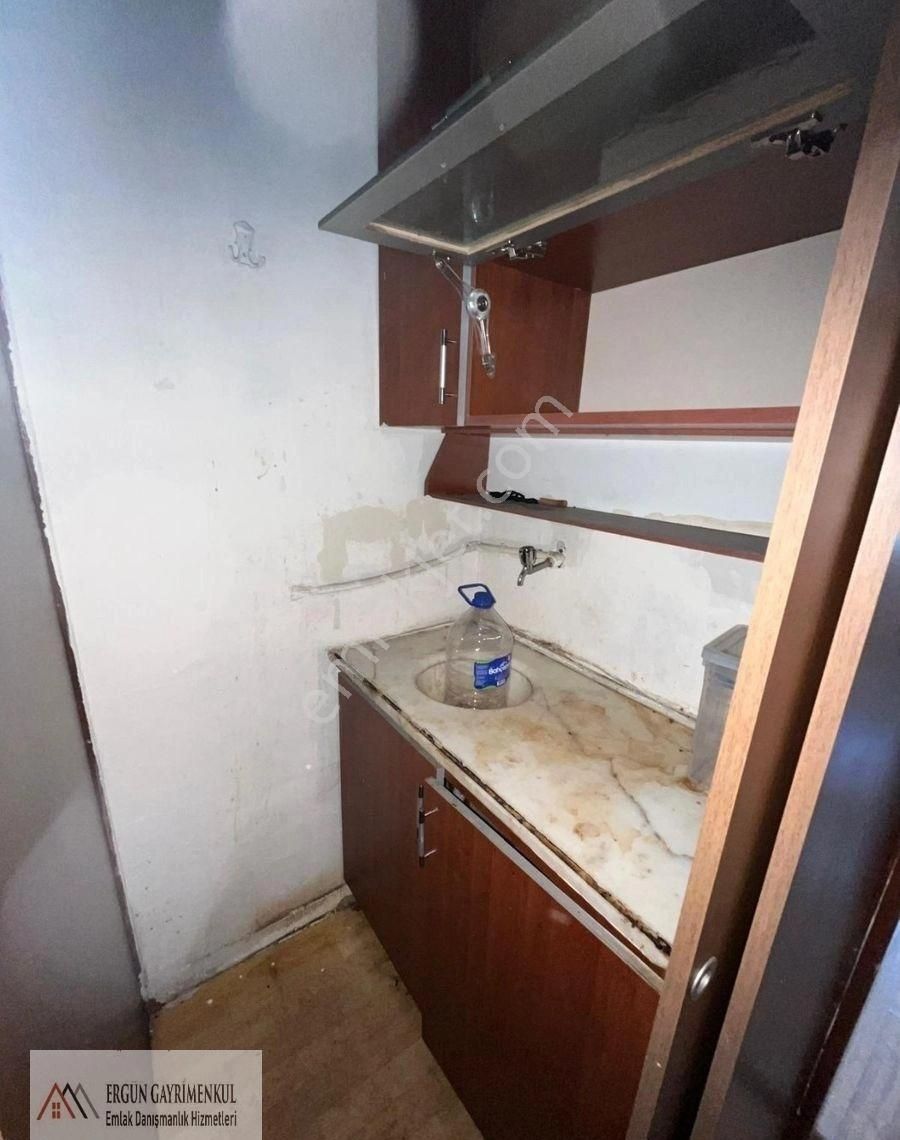 Ergünden Çankayada Arakat Asansörlü 1+1 Kiralık Ofis - Görsel 11