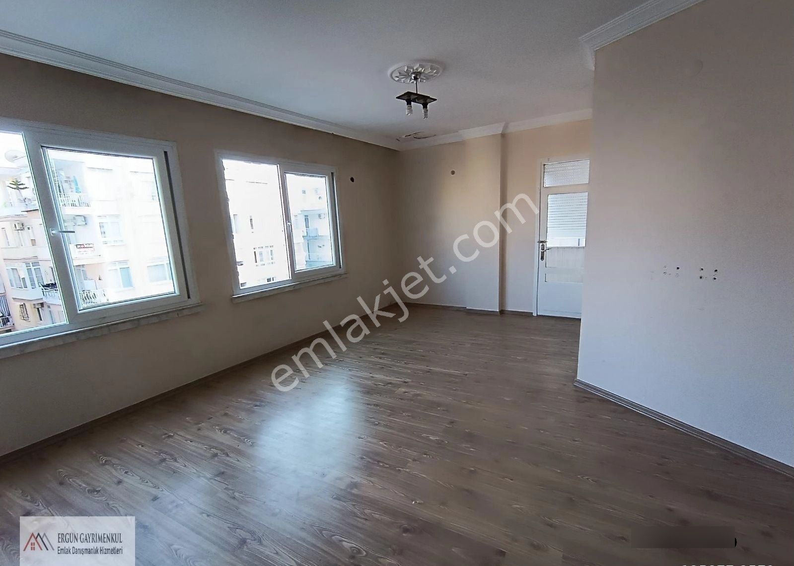 Ergünden Pirireiste Kiralık Güney Cephe 3+1 Daire - Görsel 9