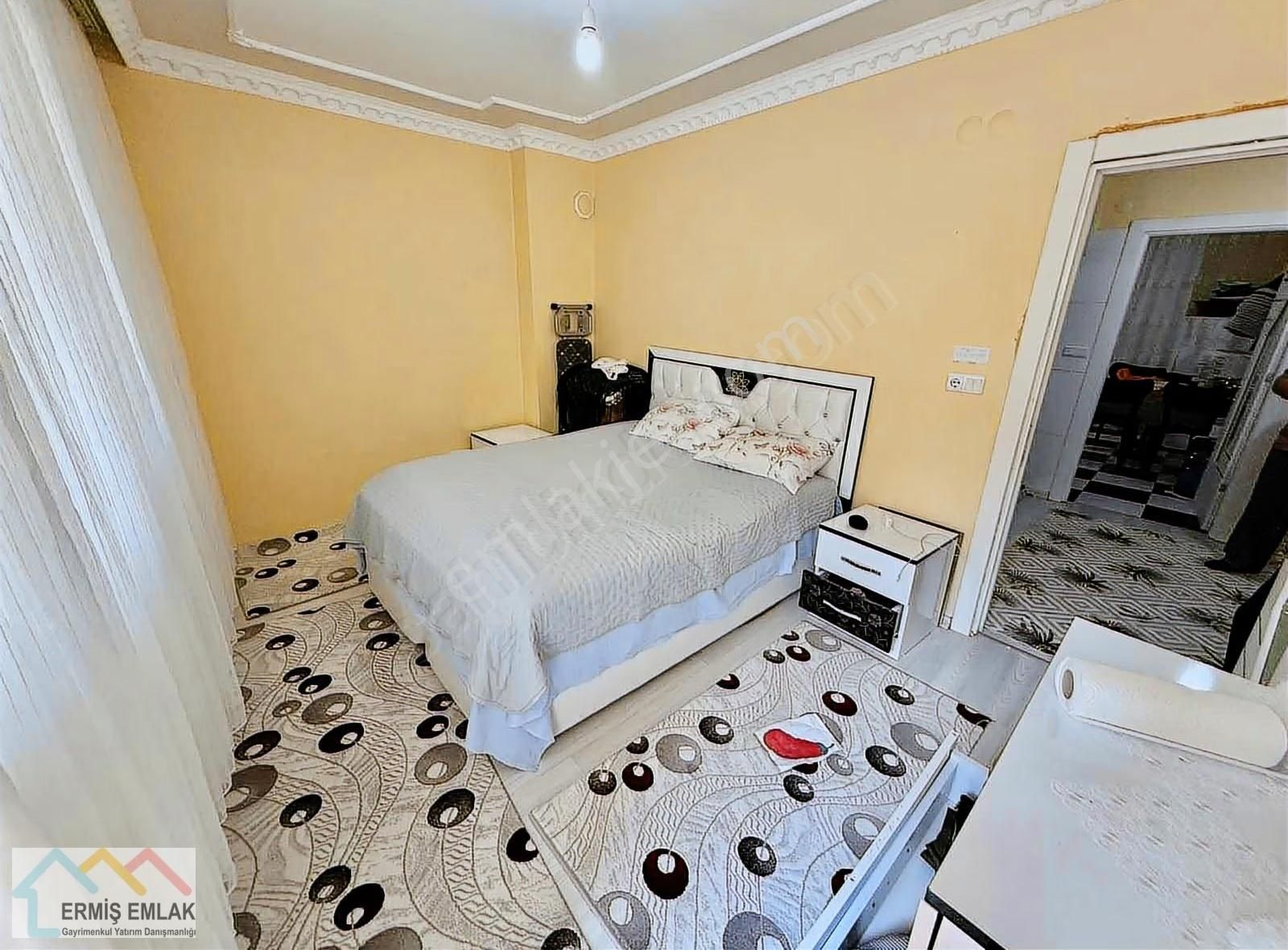 Satılık 2+1 Doğalgazlı Daire - Görsel 3