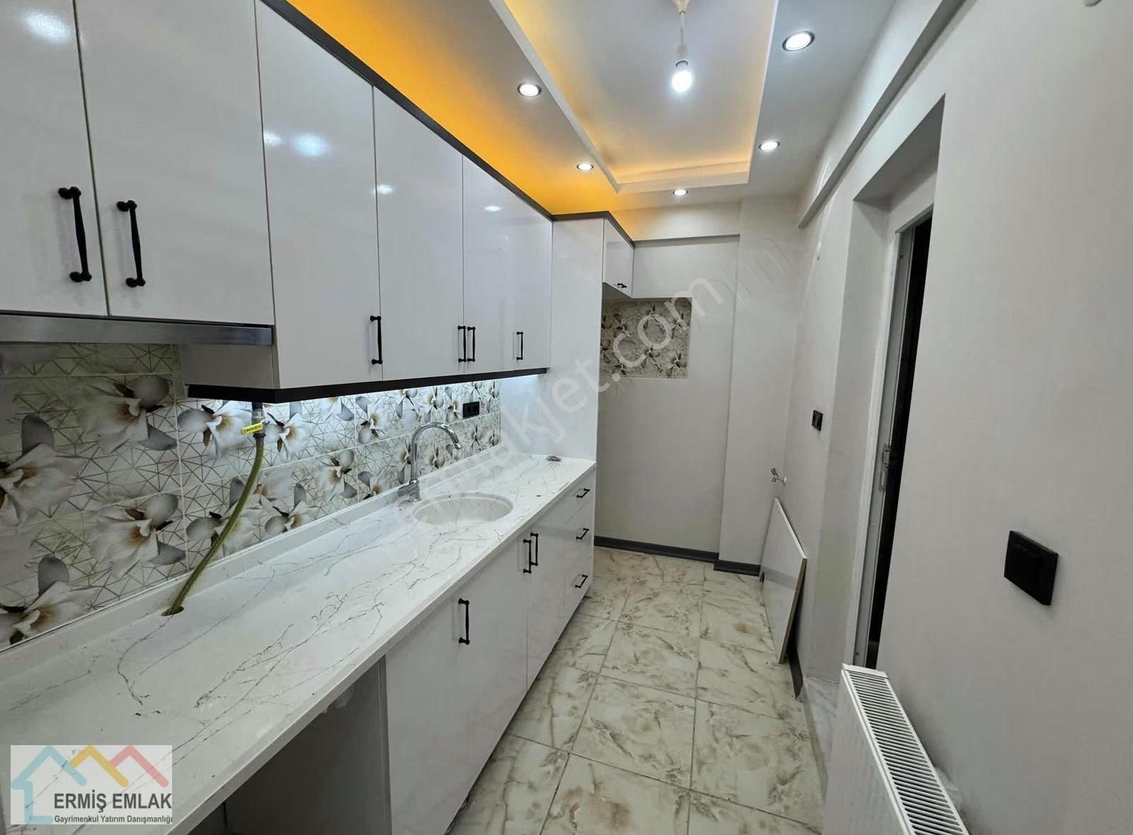 Tadilatlı, Doğalgazlı 2+1 Daire - Görsel 11