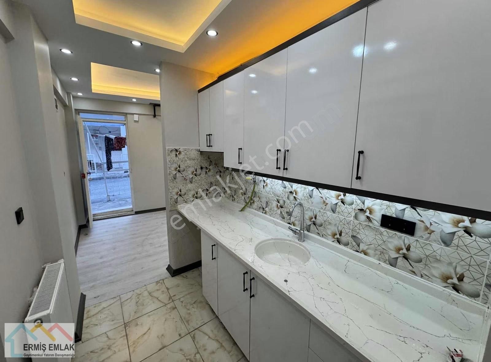 Tadilatlı, Doğalgazlı 2+1 Daire - Görsel 8