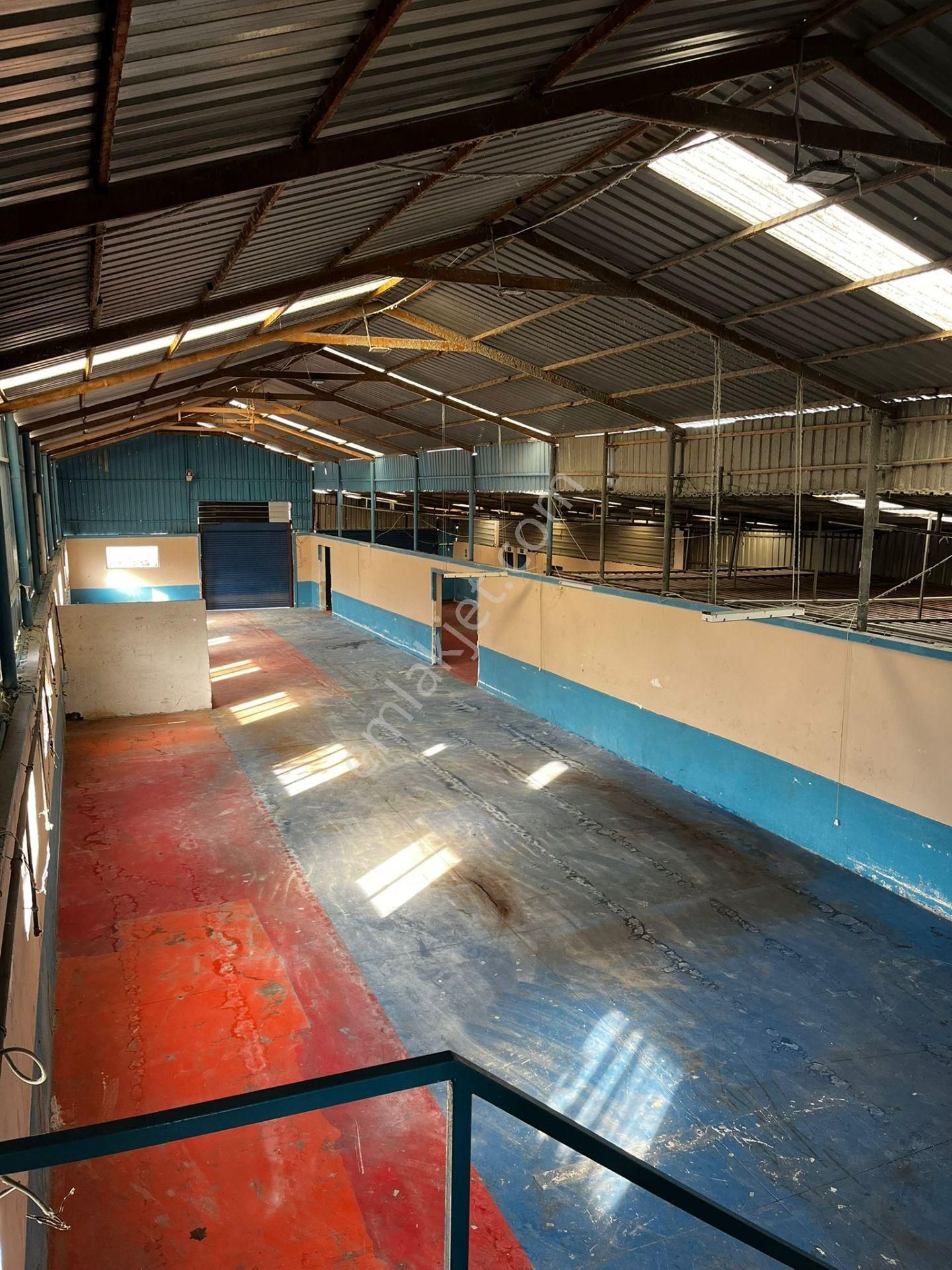 Kartepe/köseköy'de 1400m2 Açık 600m2 Kapalı Kullanıma Hazır Depo! - Görsel 3
