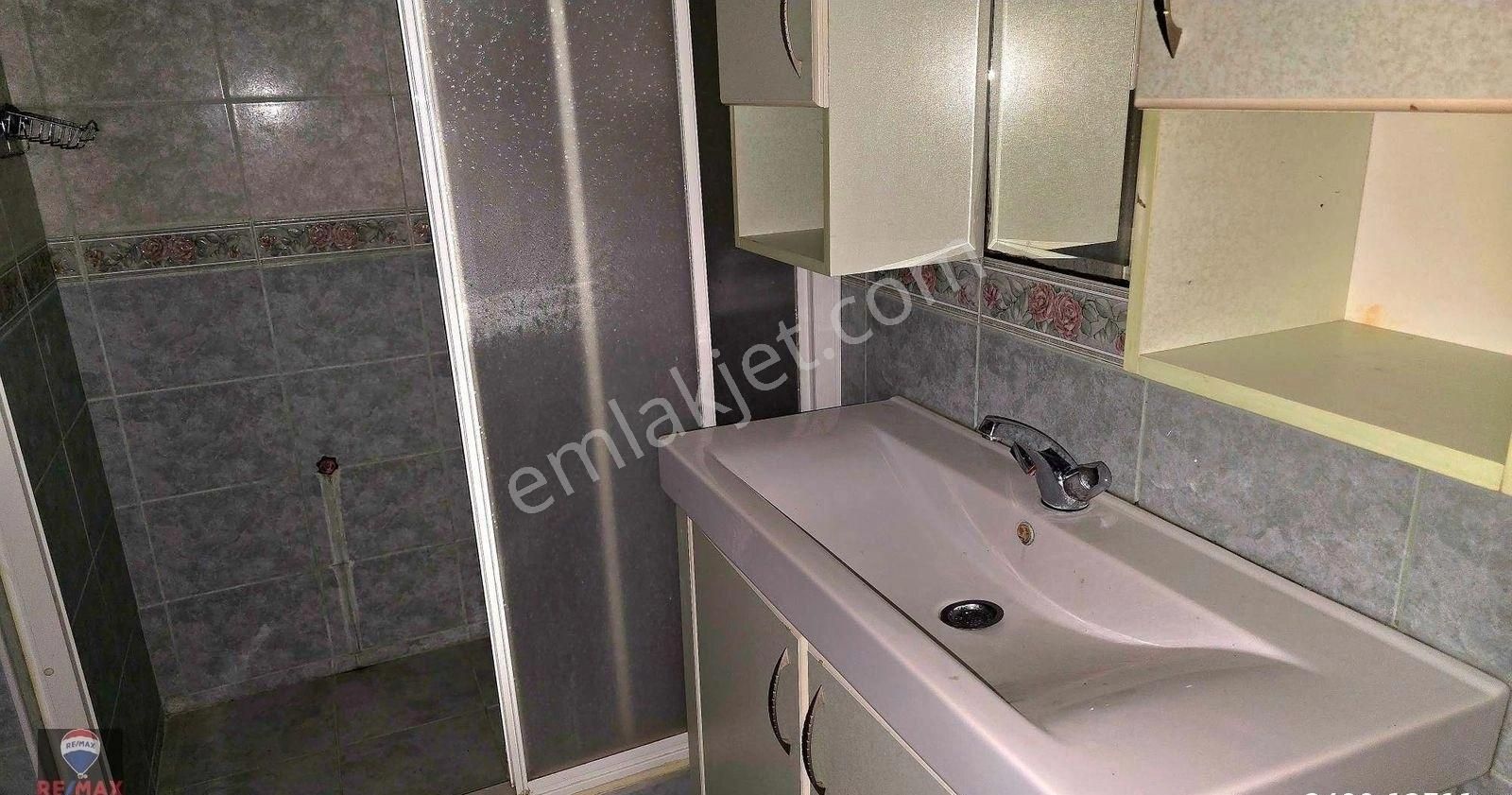 Karşıyaka Bahçelievler’de Ferah 3+1 120 M² Satılık Daire - Görsel 14