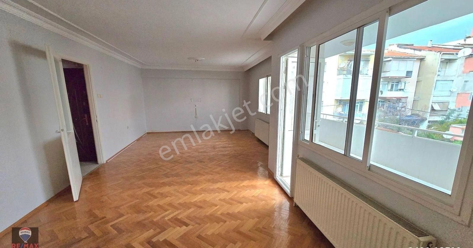 Karşıyaka Bahçelievler’de Ferah 3+1 120 M² Satılık Daire - Görsel 13