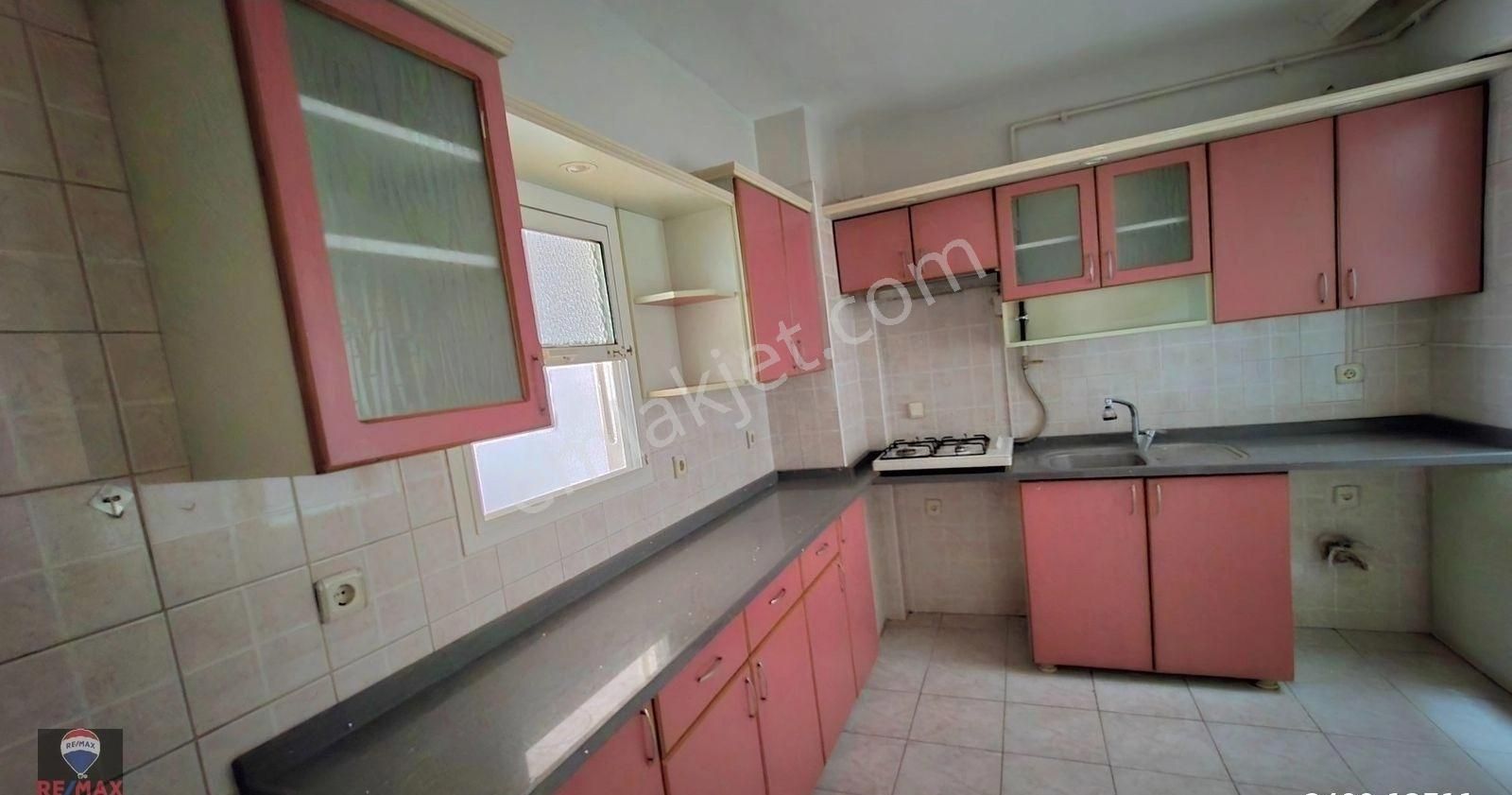 Karşıyaka Bahçelievler’de Ferah 3+1 120 M² Satılık Daire - Görsel 7