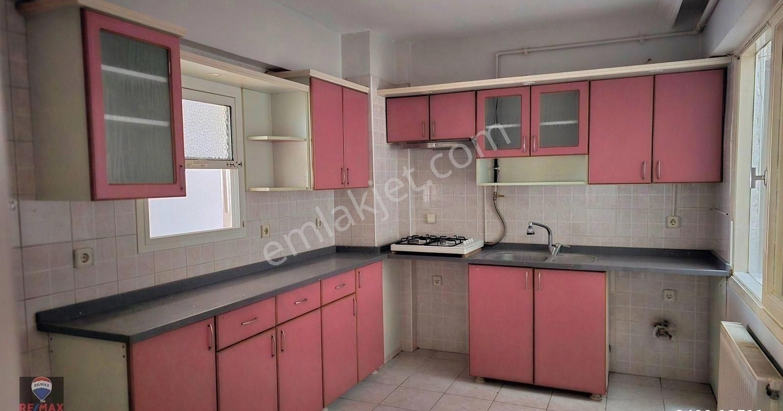 Karşıyaka Bahçelievler’de Ferah 3+1 120 M² Satılık Daire - Görsel 11