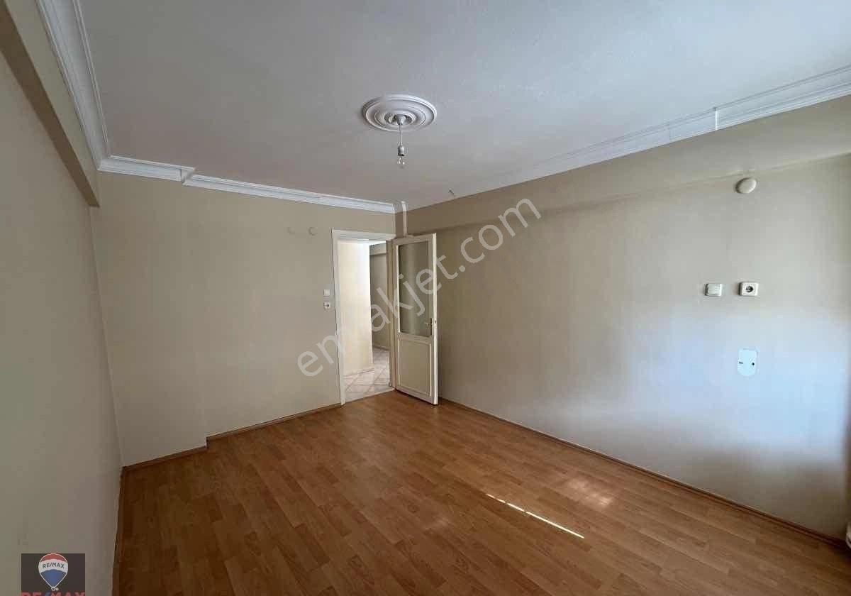 Karşıyaka Çarşı Yakını 3+1 Kiralık Daire - Görsel 30