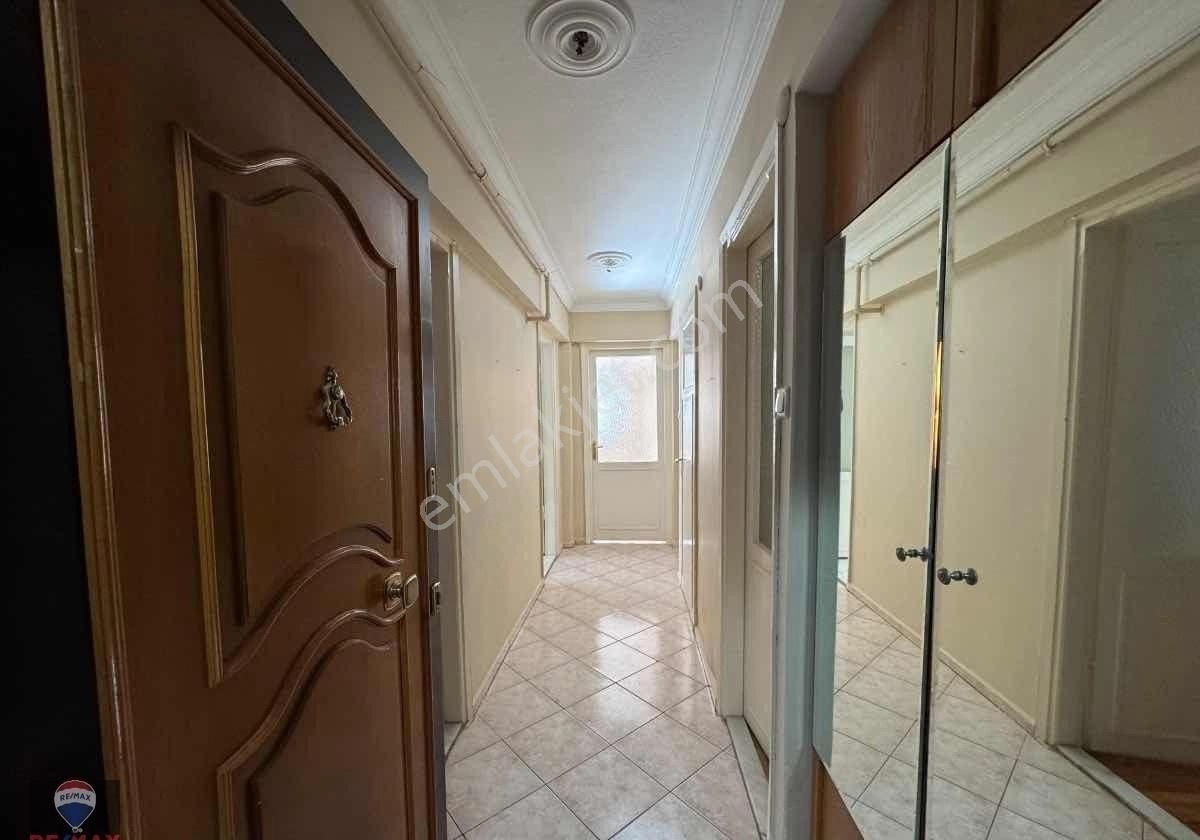 Karşıyaka Çarşı Yakını 3+1 Kiralık Daire - Görsel 23