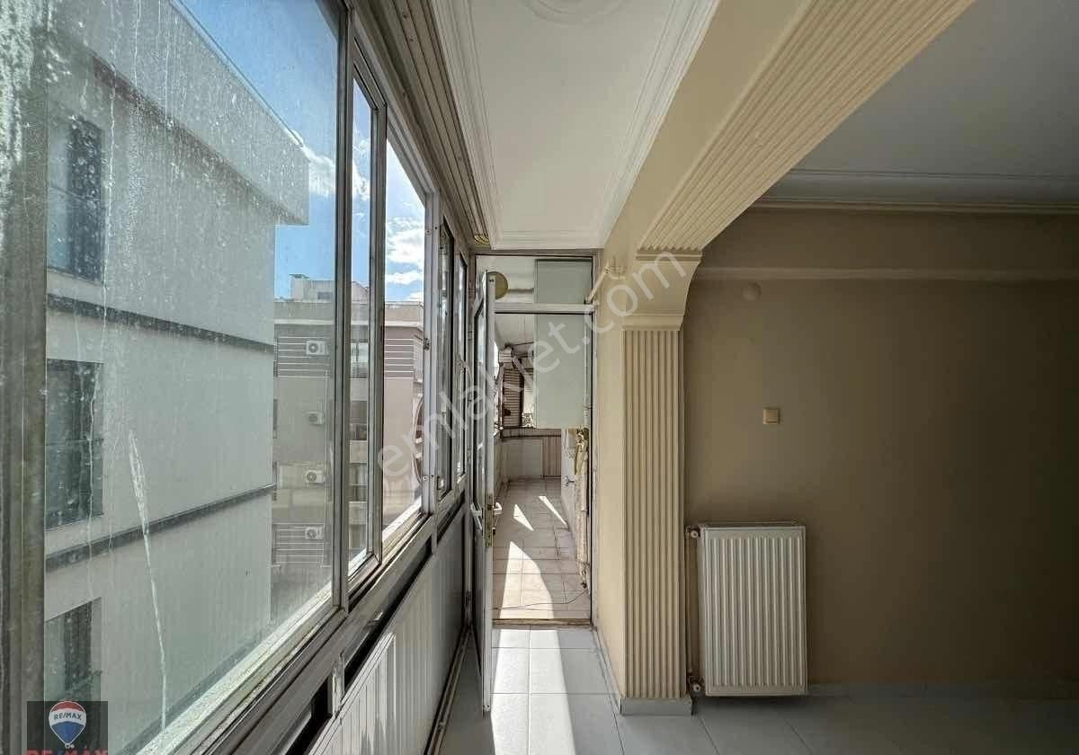 Karşıyaka Çarşı Yakını 3+1 Kiralık Daire - Görsel 25