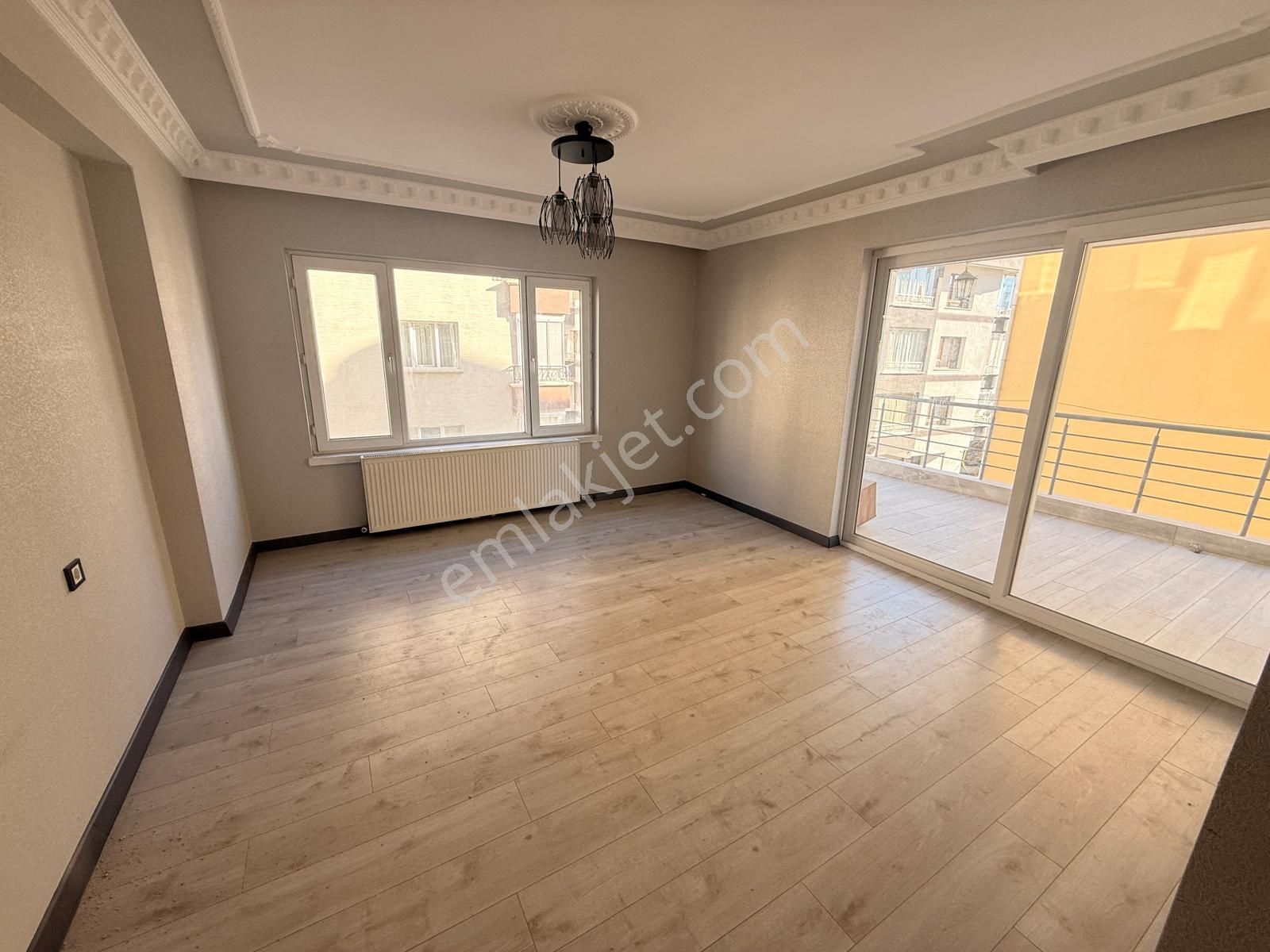 Esertepe Mahallesi'nde Teras Balkonlu 3+1 Daire! - Görsel 8