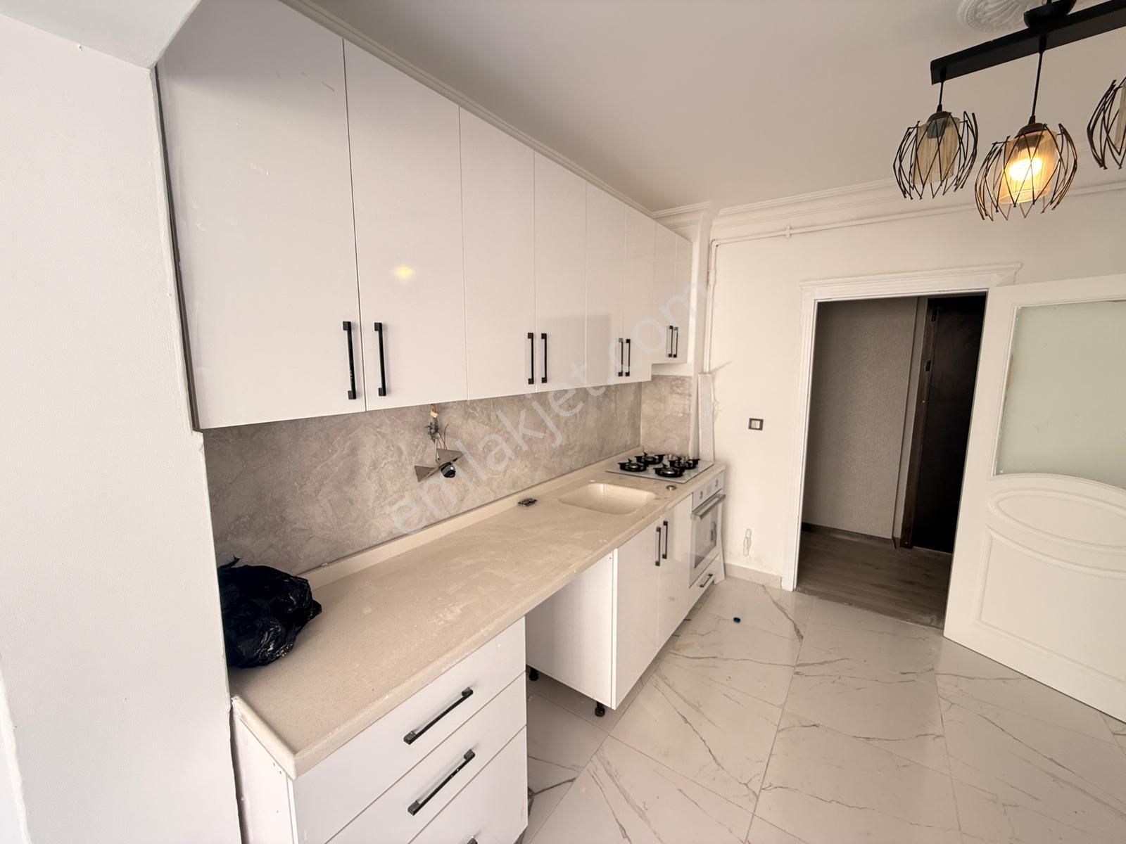 Esertepe Mahallesi'nde Teras Balkonlu 3+1 Daire! - Görsel 4