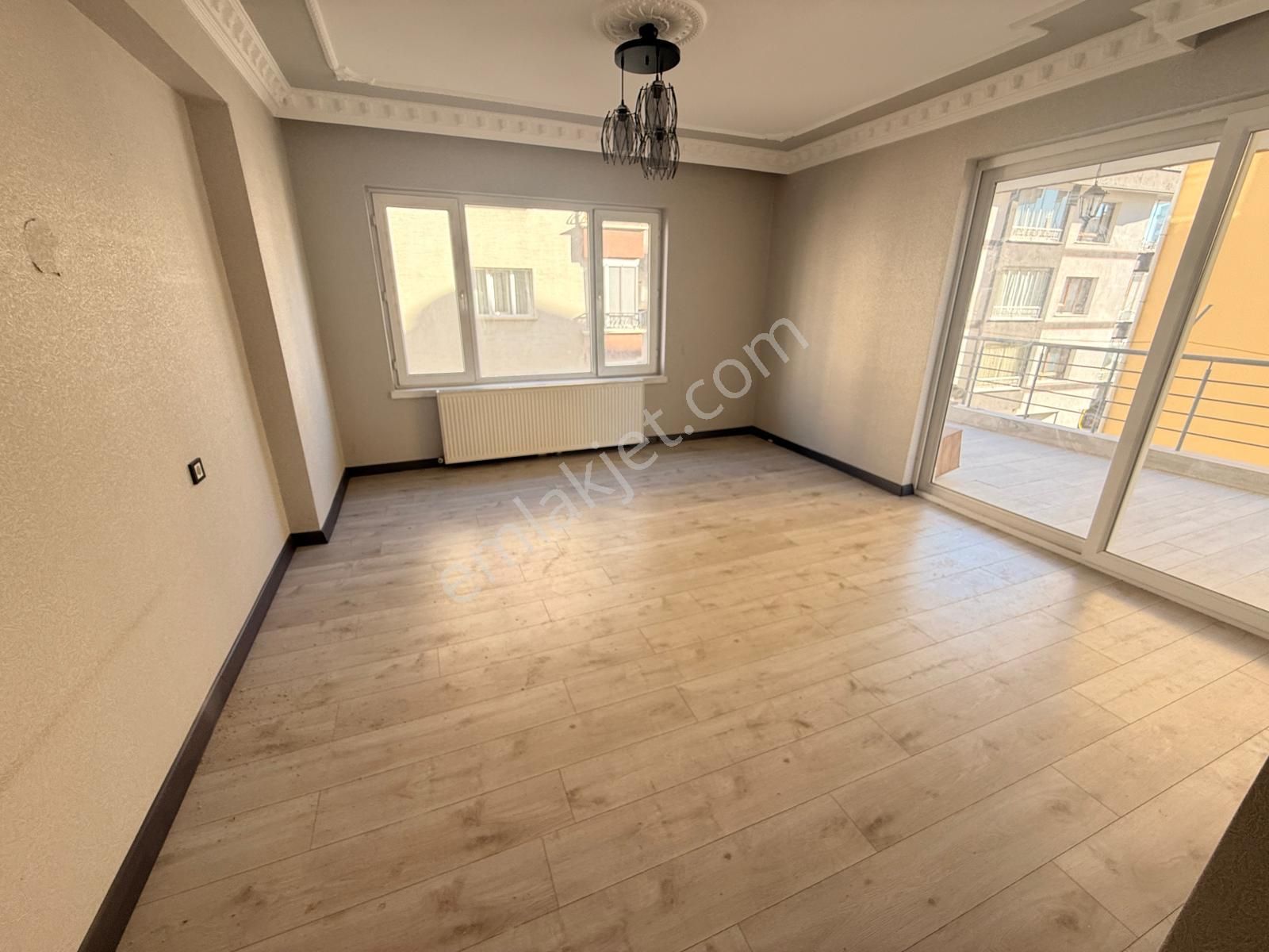 Esertepe Mahallesi'nde Teras Balkonlu 3+1 Daire! - Görsel 7