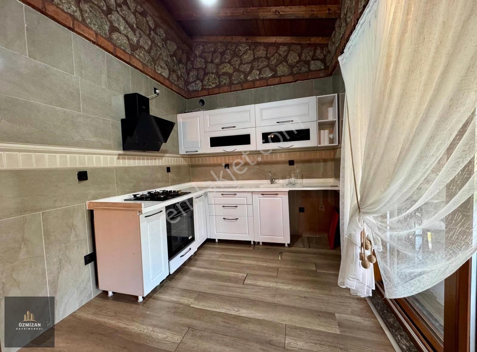 Hisarcık Bahcelievler'de Doğa İle İç İçe Her Detayı Özel Yazlık - Görsel 13