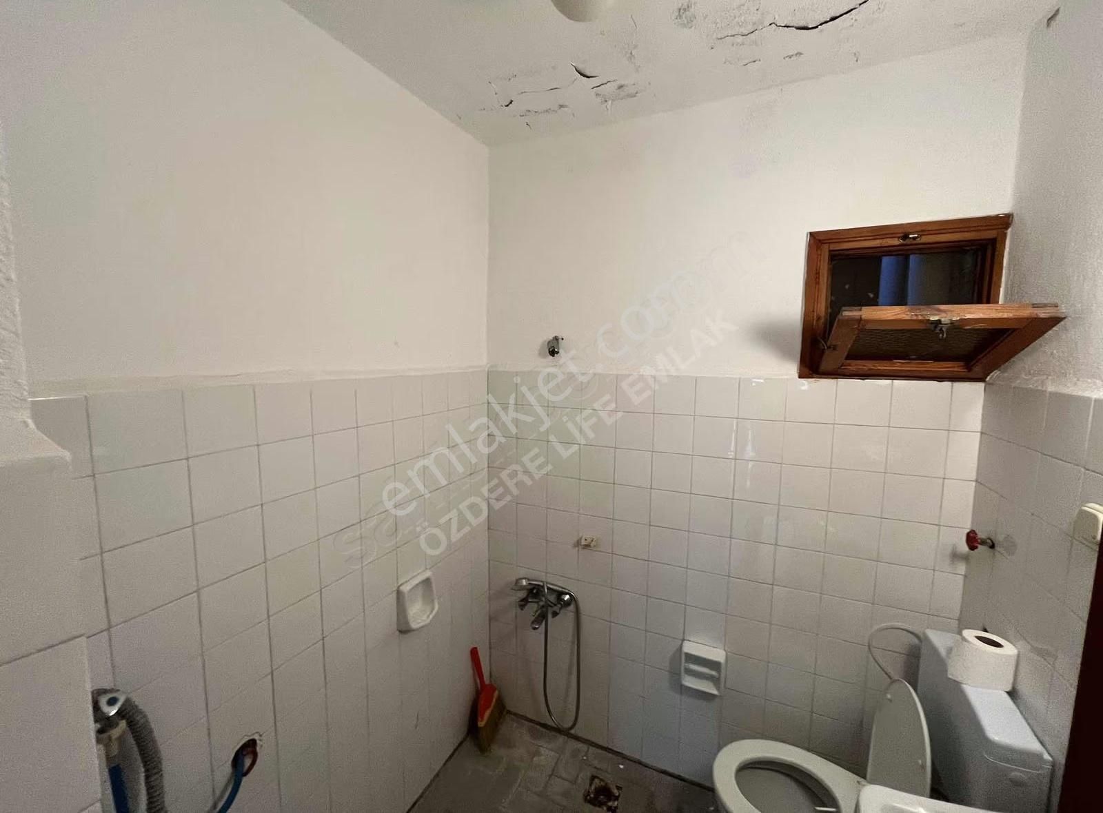 Denize 50m Müstakil Zeminde Odalı Villa - Görsel 23