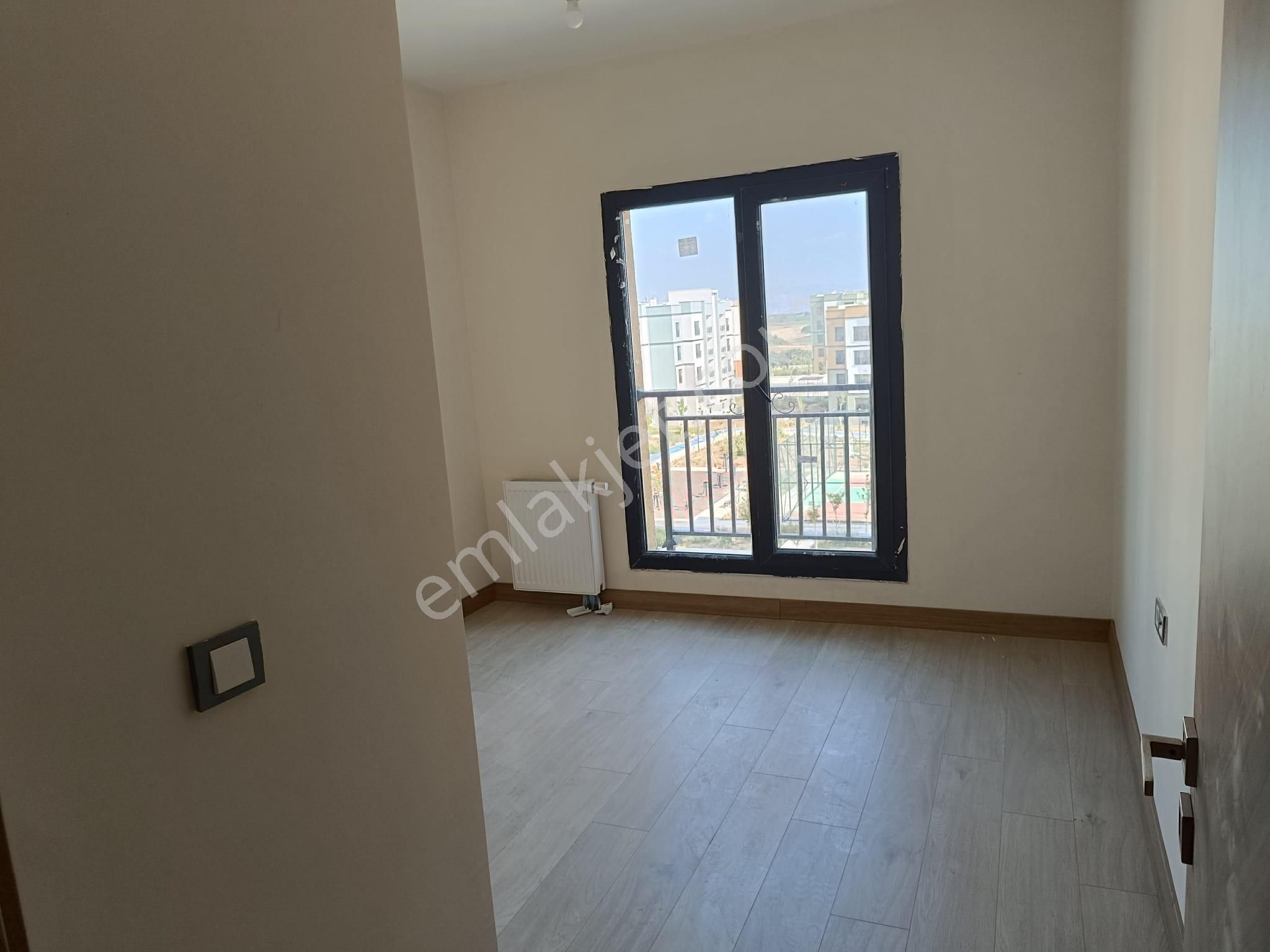 Göztepe Toki De Kiralık Darie - Görsel 4
