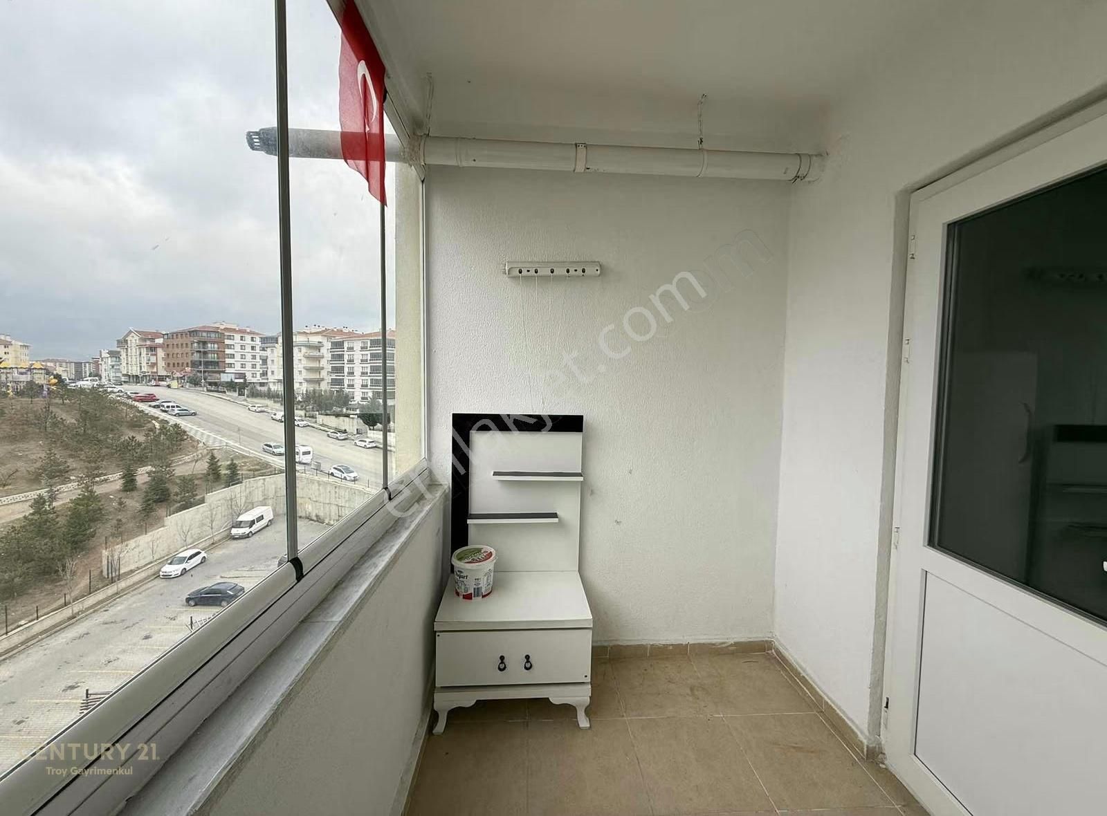 Simge Şehir 2 Sitesinde 3+1 Kiralık Daire - Görsel 14