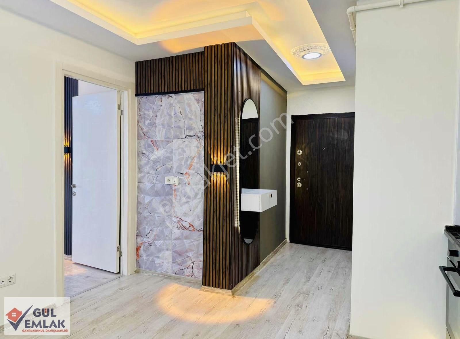 Dizayn İle Emsallerinden Farklı 1+1 Kiralık Daire - Görsel 3