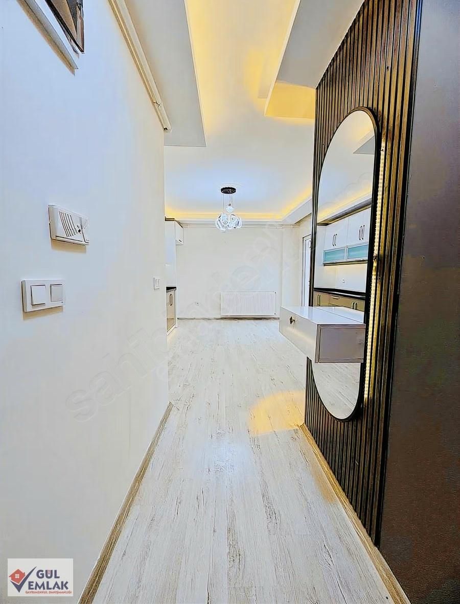 Dizayn İle Emsallerinden Farklı 1+1 Kiralık Daire - Görsel 18