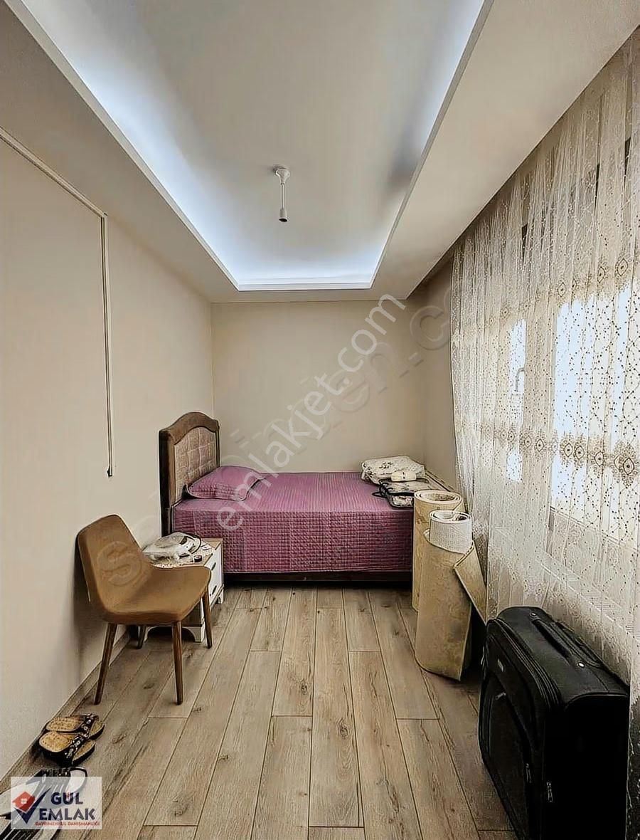 Kapanmaz Manzaralı, Geniş Ve Aydınlık Ara Kat 2+1 Vitrin Daire - Görsel 8