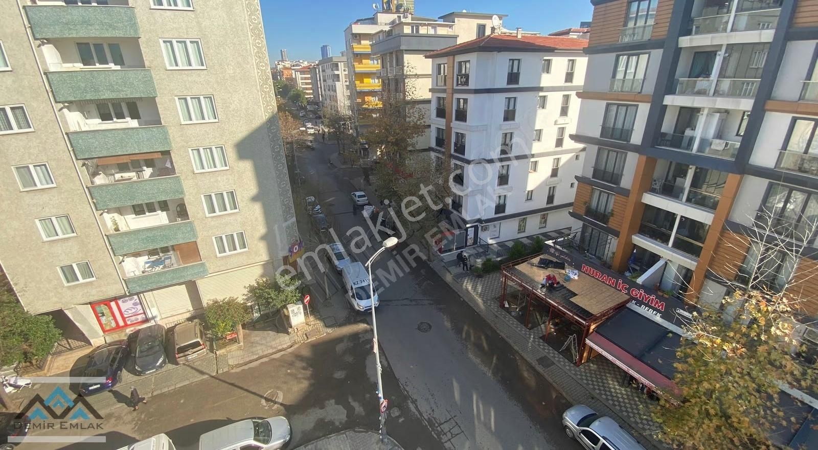 Cevizli Bankalar Cad Üzerinde Yüksek Tavanlı 5+2 Sıfır - Görsel 34