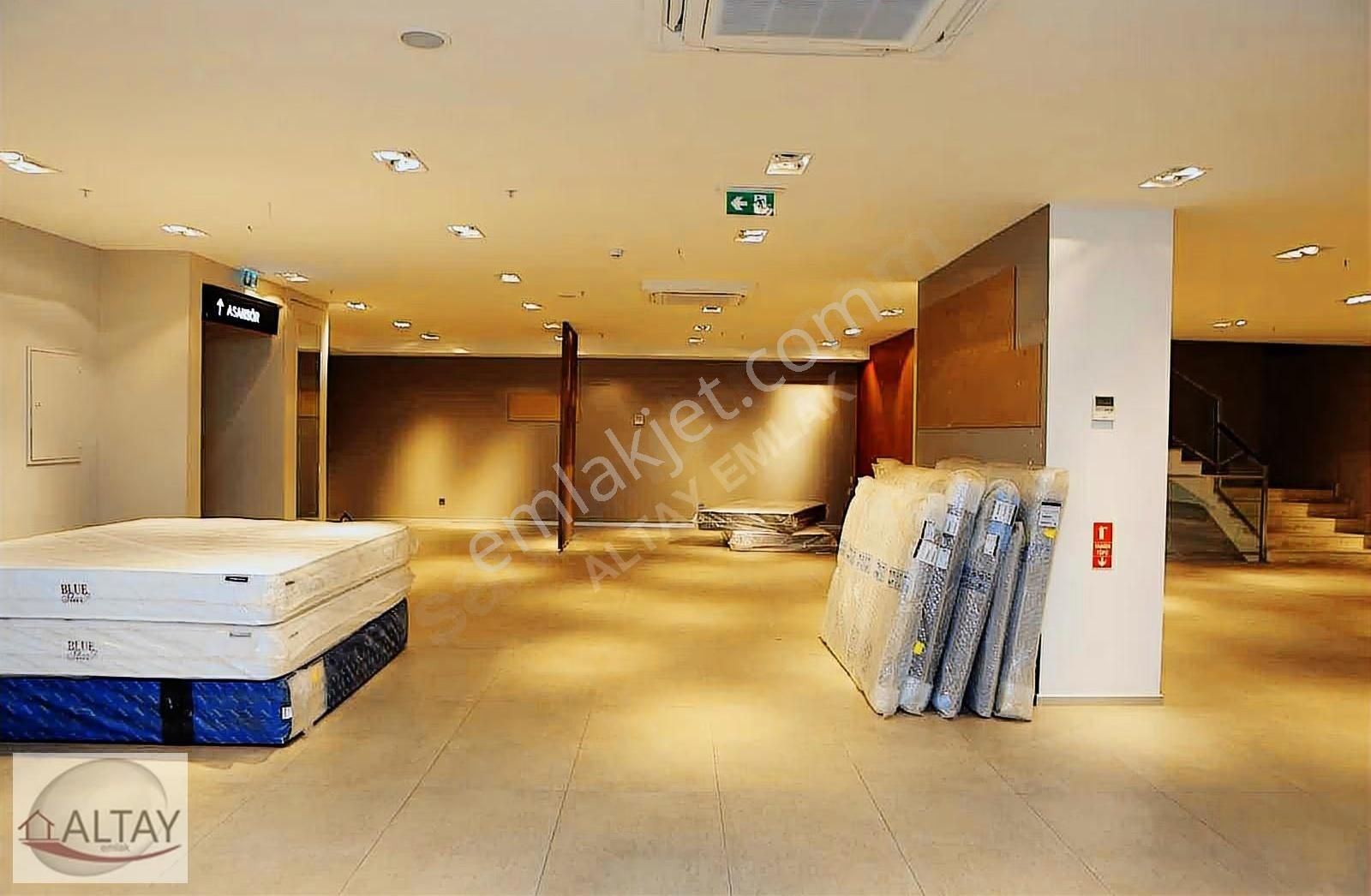 Ataşehir Kayışdağ Caddesi Üzerinde 3 Katlı Plaza & Ofis 1000 M2 - Görsel 30