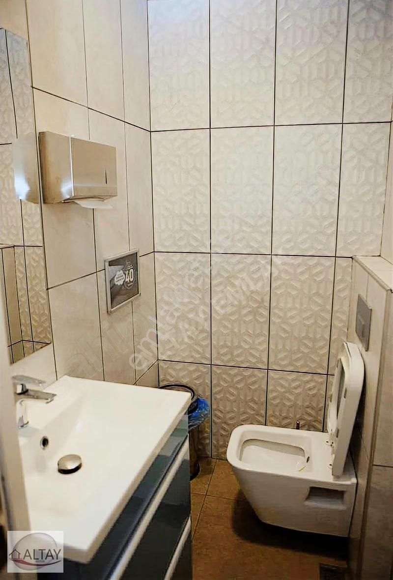 Ataşehir Kayışdağ Caddesi Üzerinde 3 Katlı Plaza & Ofis 1000 M2 - Görsel 7