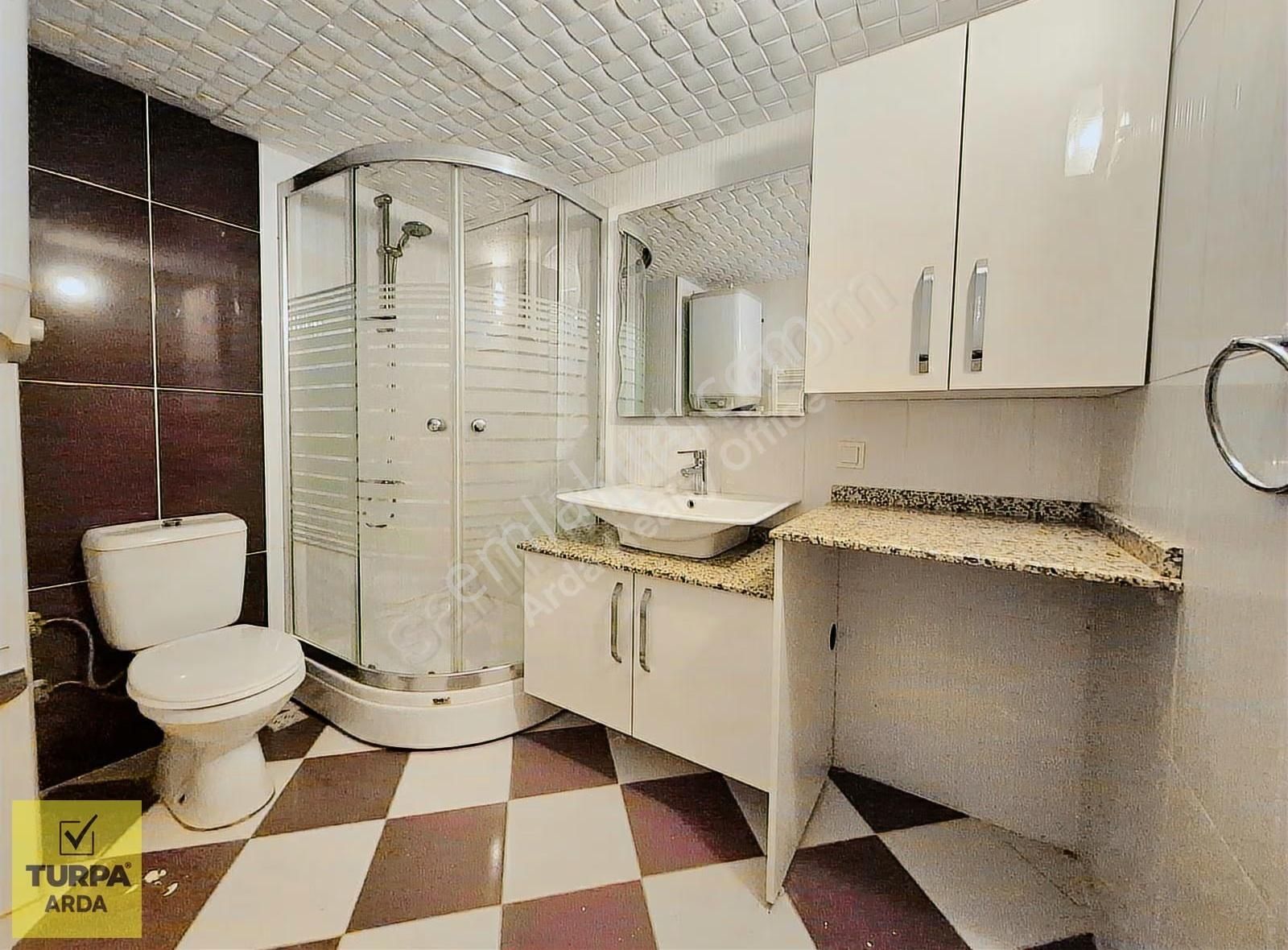 K.yaka Pazaryeri Ve Lise Yakını Köşe D.gazlı 3+1 140 M2 - Görsel 17