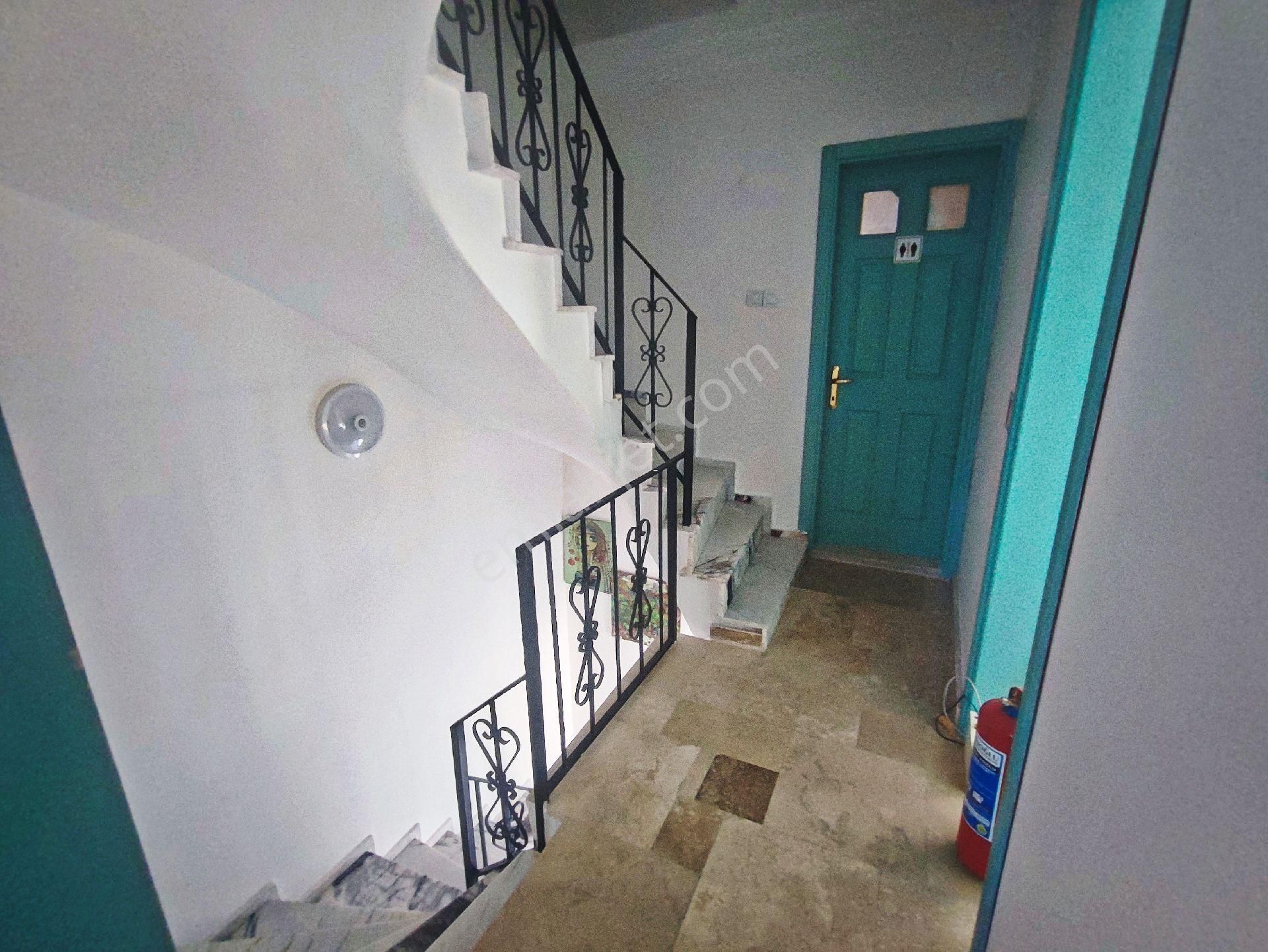 Kuşadası Karaova Mah. Özel Havuzlu 4+1 Eşyalı Villa - Görsel 35