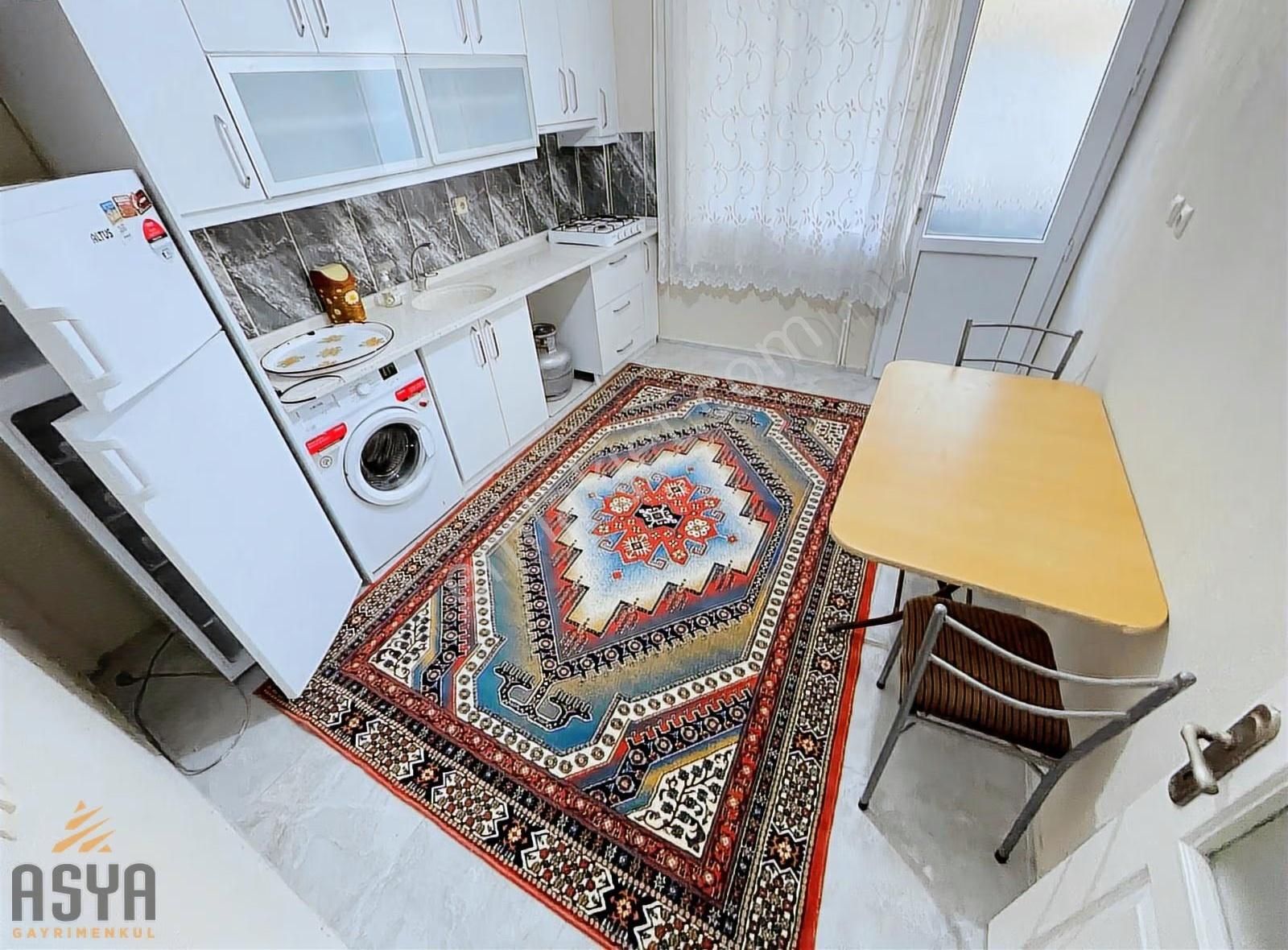 Aile Apartmanında/full Eşyalı/klimalı/k.mutfaklı Emsalsiz 1+1*** - Görsel 5